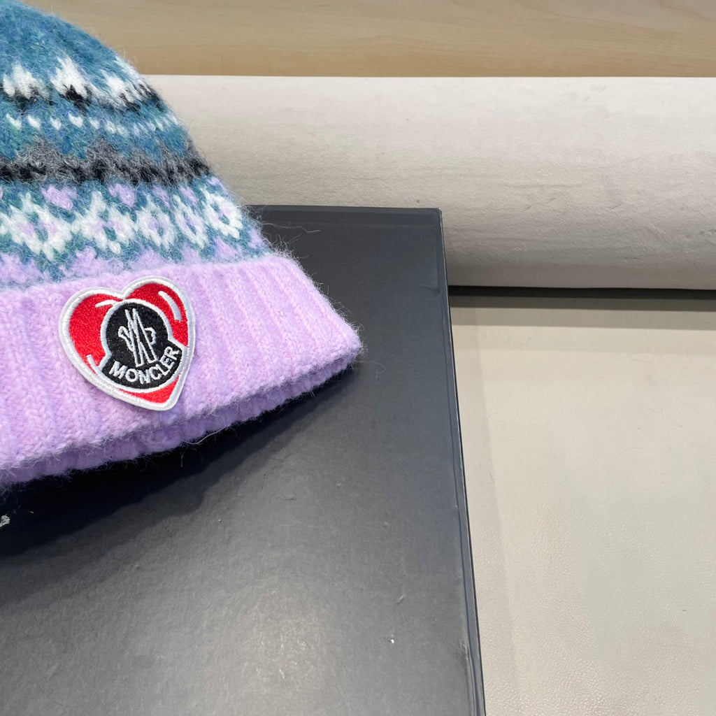 MONCLER BEANIE HAT IN COLORFUL WOOL 438146