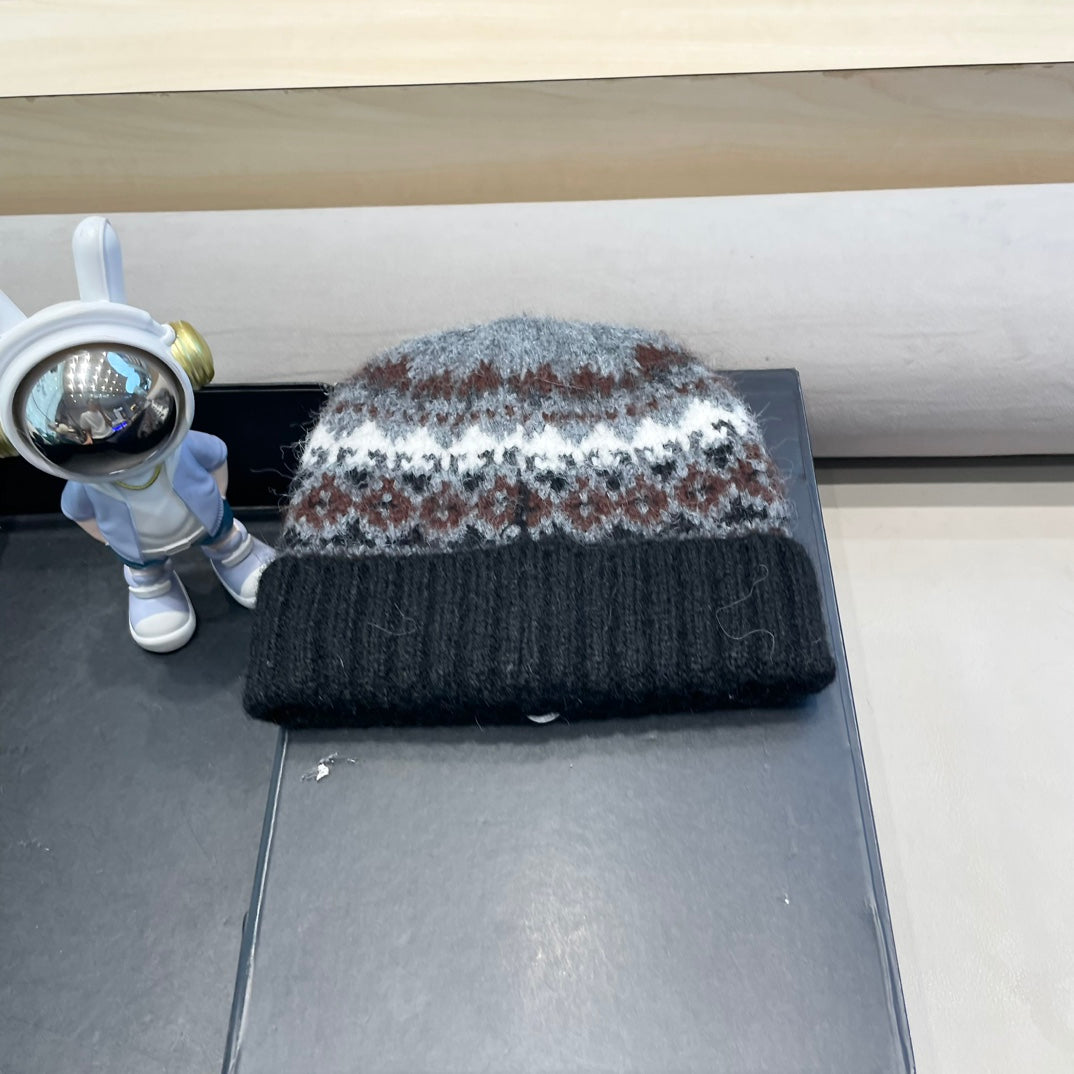 MONCLER BEANIE HAT IN COLORFUL WOOL 438145