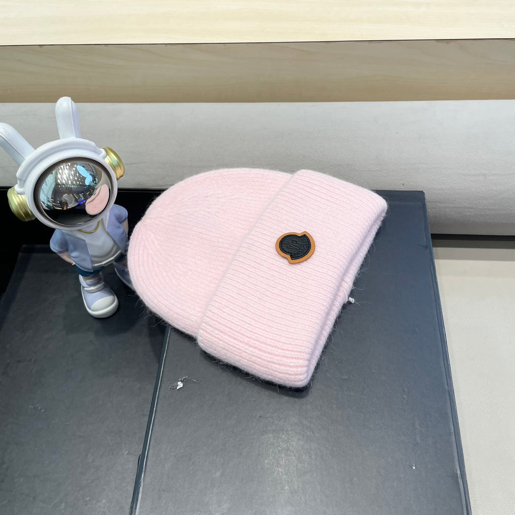 MONCLER BEANIE HAT IN PASTEL PINK WOOL 438125