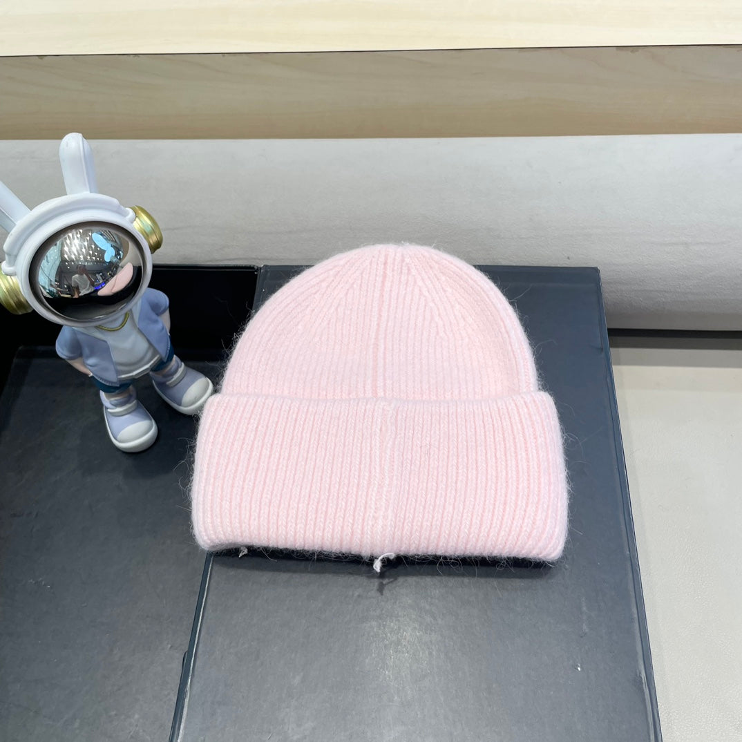 MONCLER BEANIE HAT IN PASTEL PINK WOOL 438125