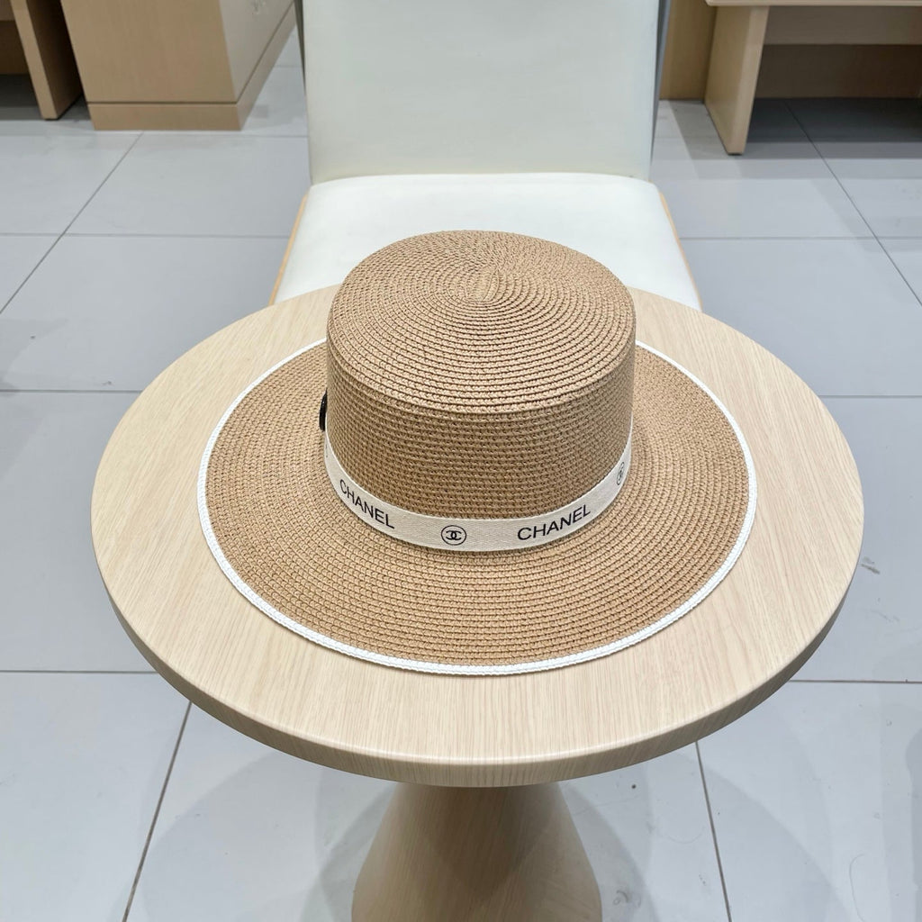 CHANEL FLAT STRAW HAT BROWN 672720