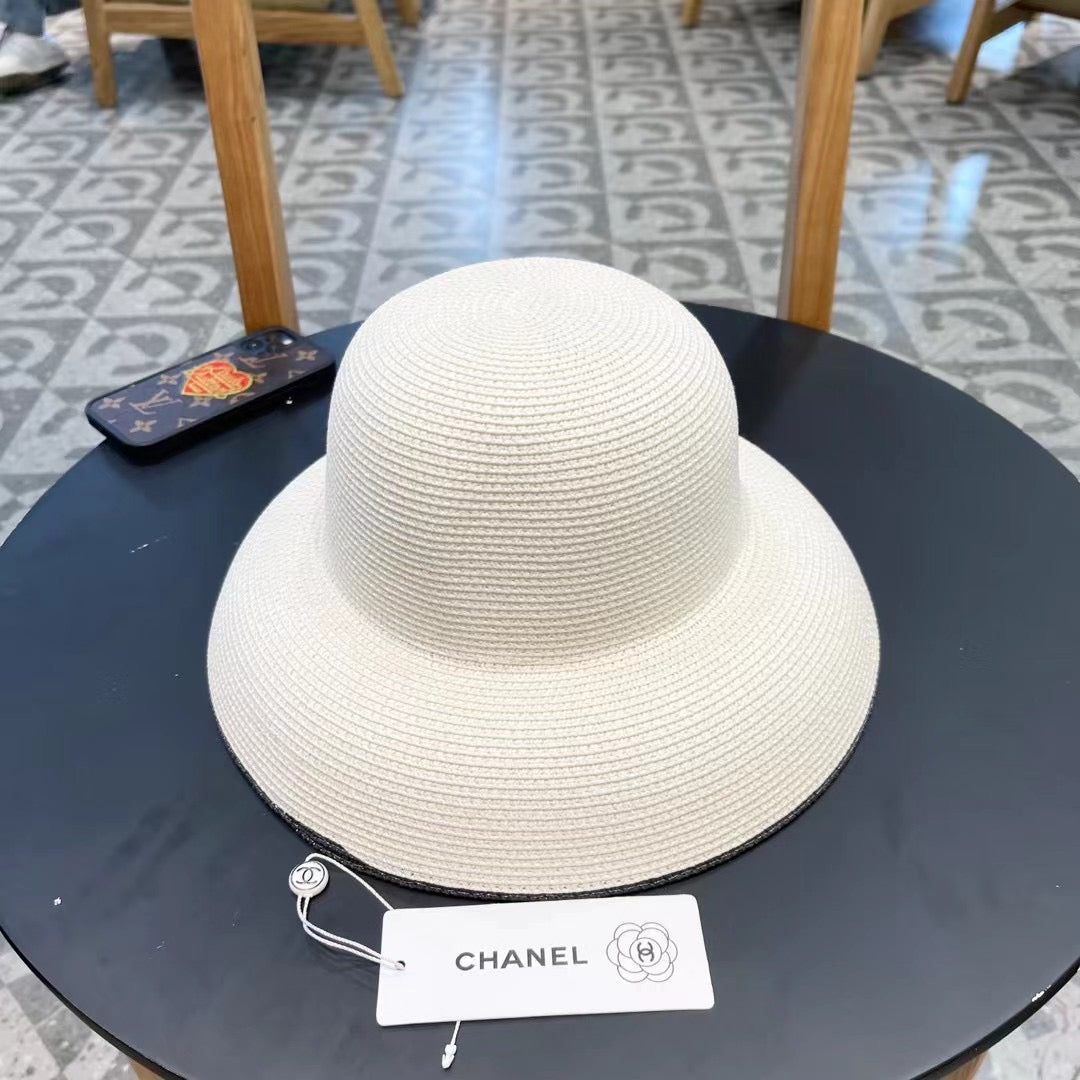 CHANEL STRAW CLOCHE HAT WHITE 672755