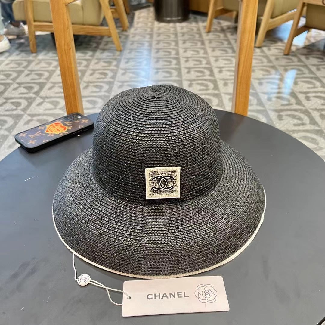 CHANEL STRAW CLOCHE HAT BLACK 672756