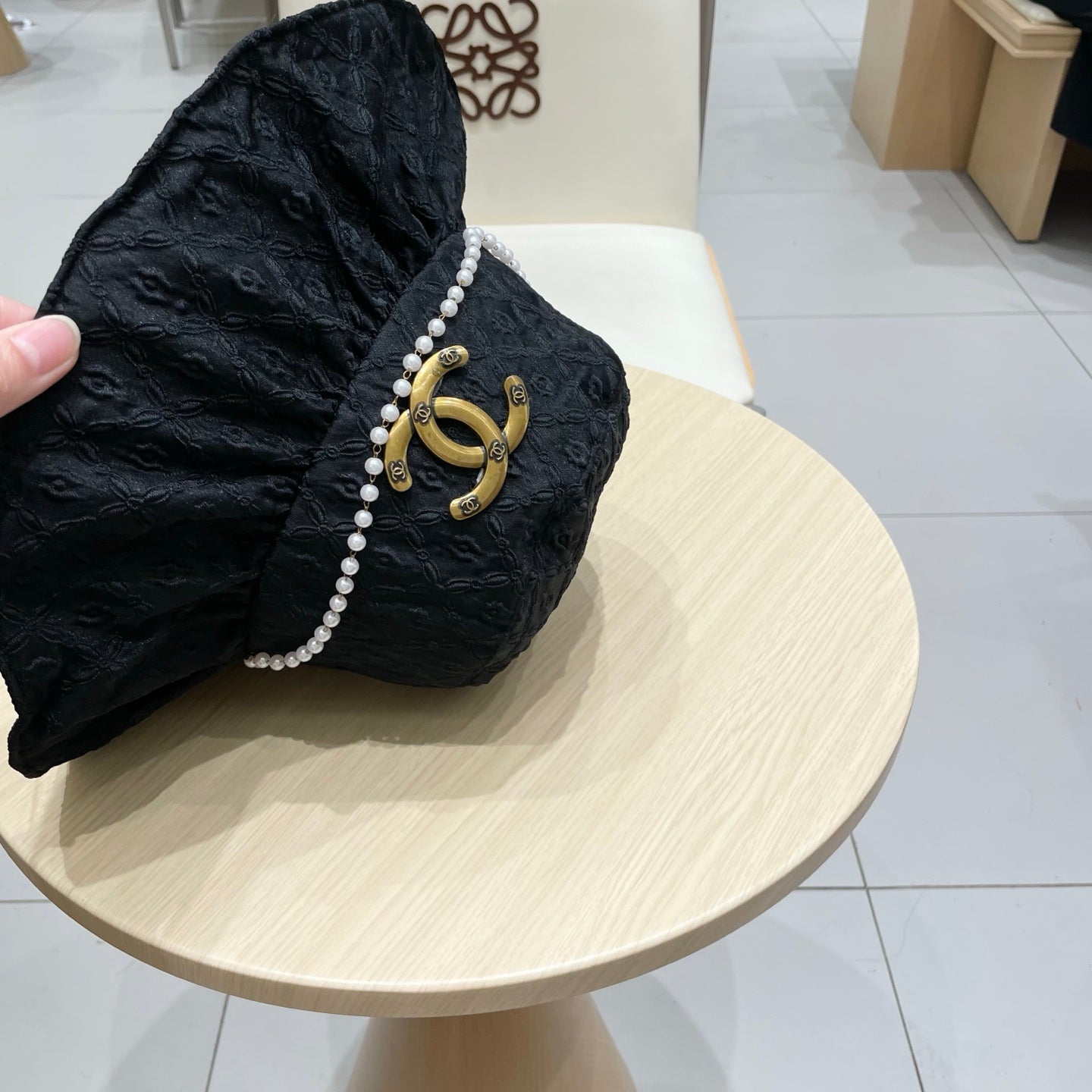 CHANEL BUCKET HAT BLACK PEARL 674114