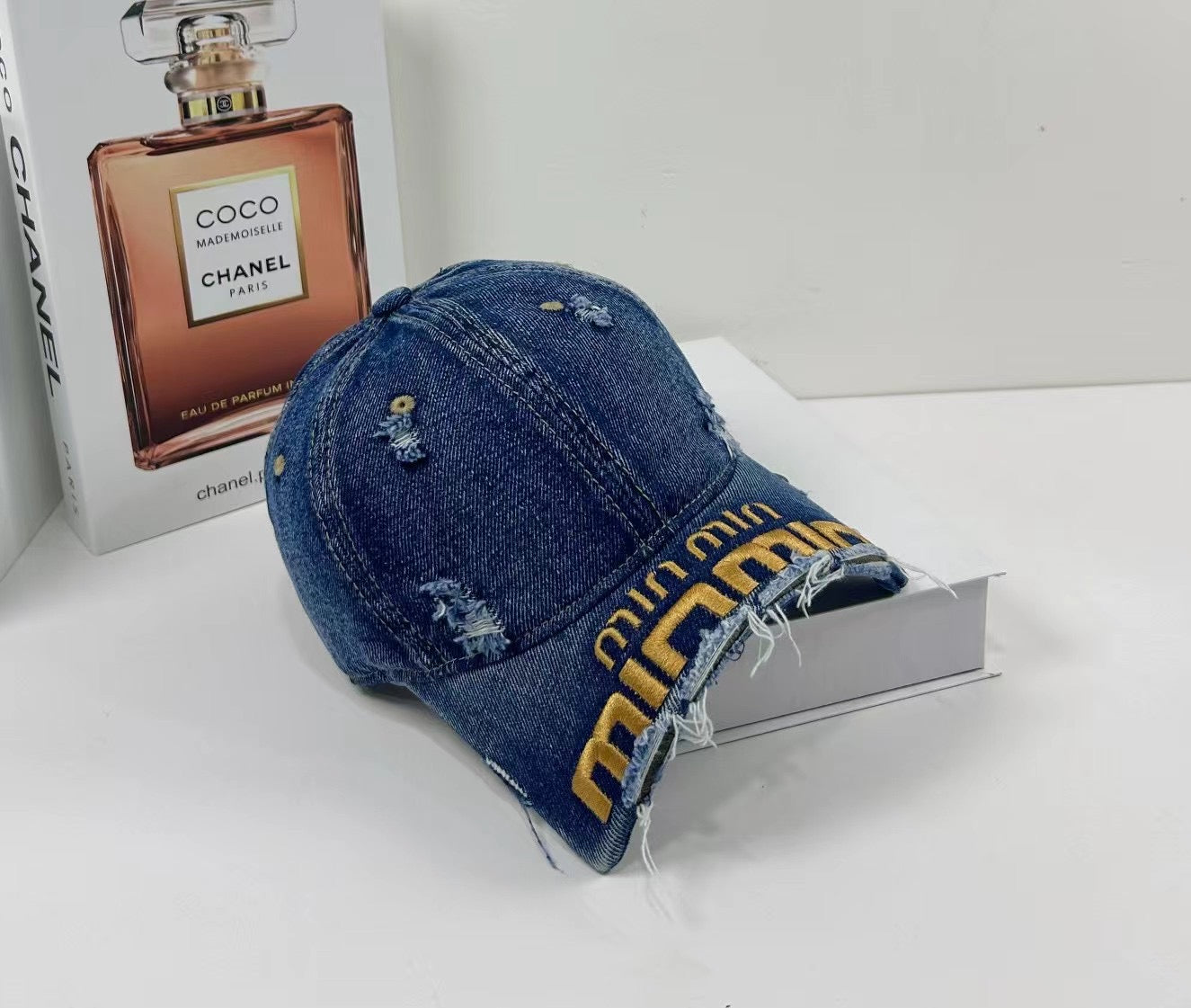 MIU MIU MM DISTRESSED EMBROIDERED BASEBALL CAP DENIM