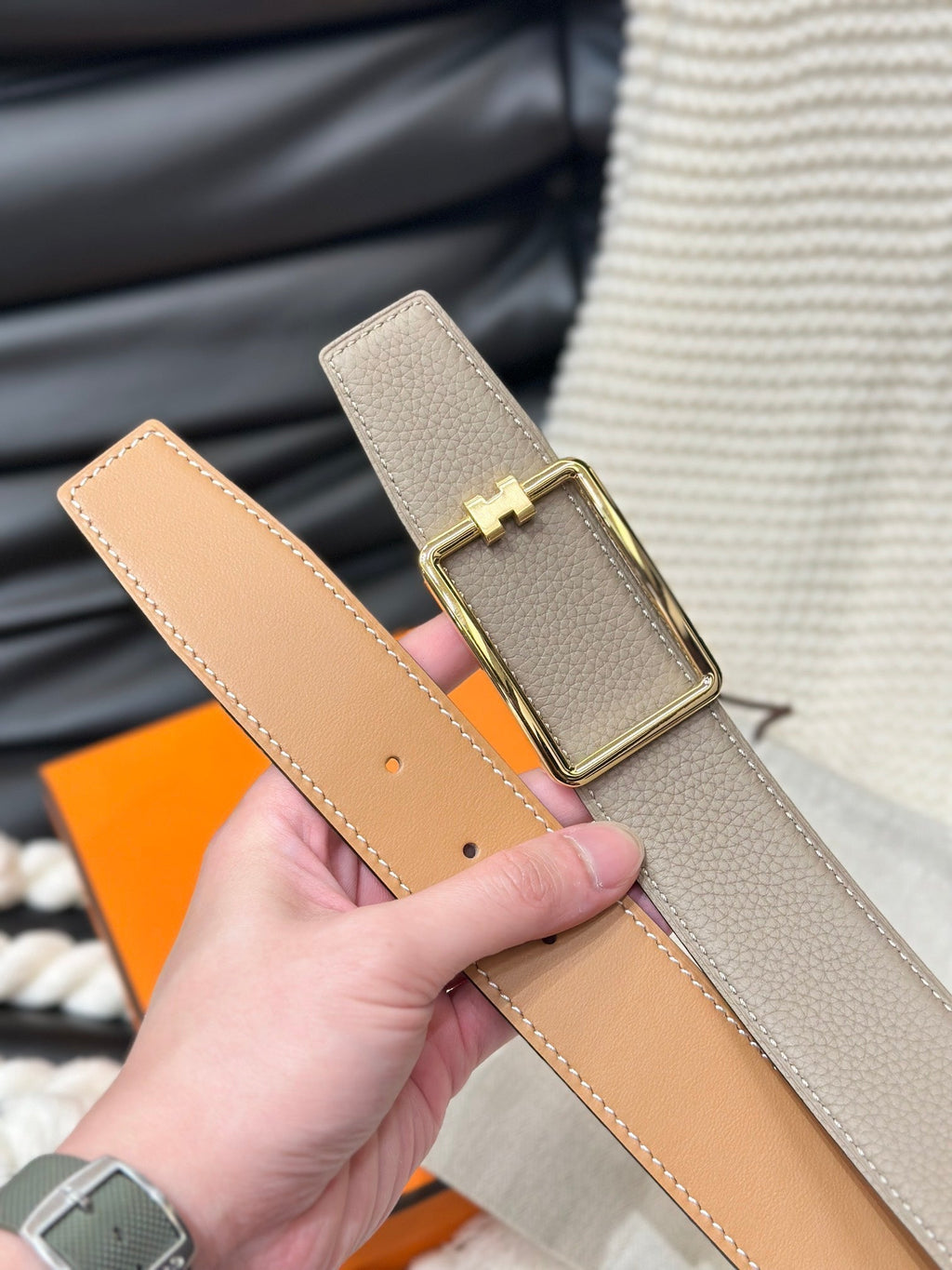 HERMES TUBE H BELT GOLD BUCKLE & REVERSIBLE HONEY ORANGE LEATHER STRAP 38MM