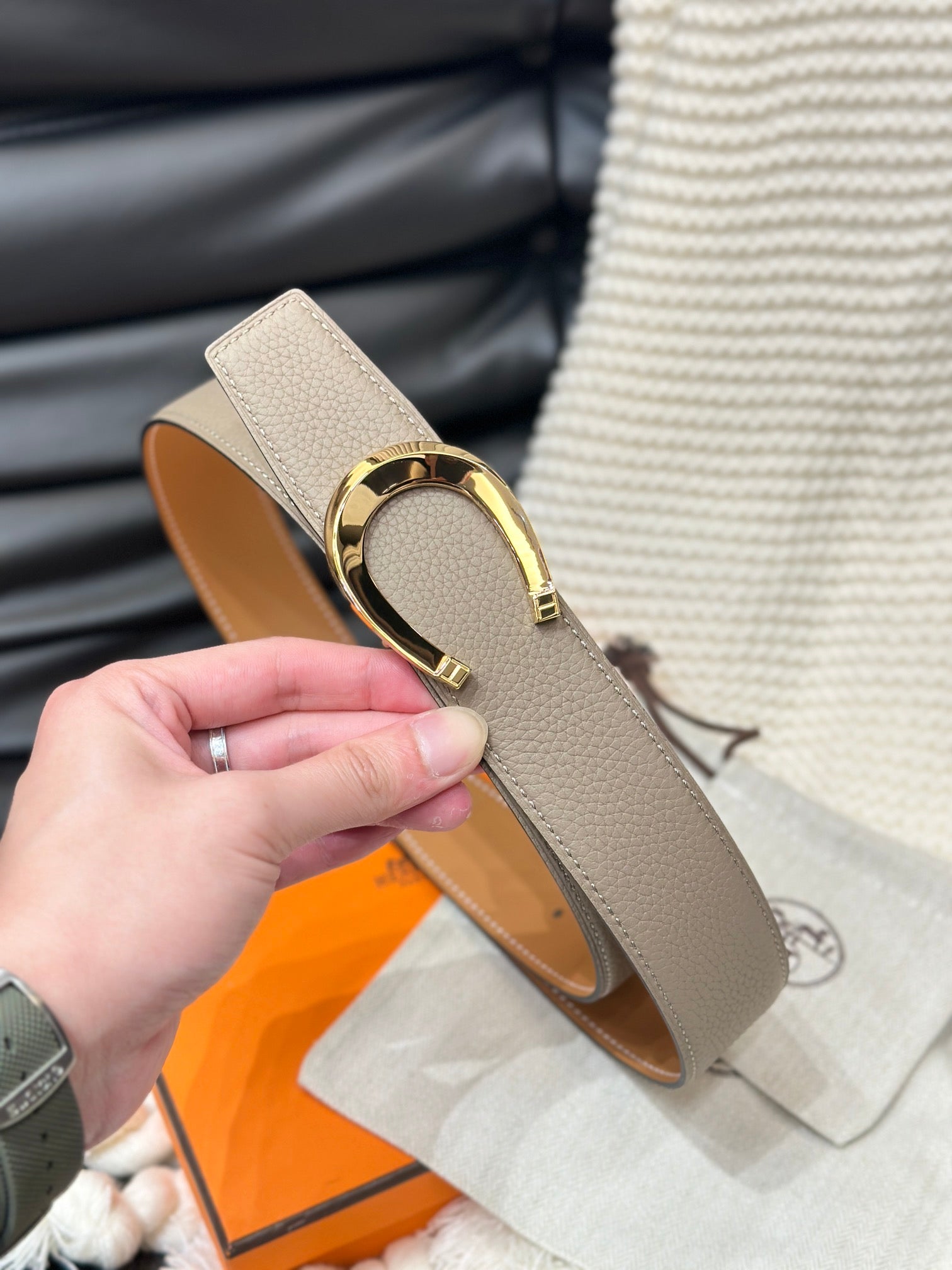 HERMES LUCK BELT GOLD BUCKLE & REVERSIBLE PEANUT BROWN LEATHER STRAP 38MM