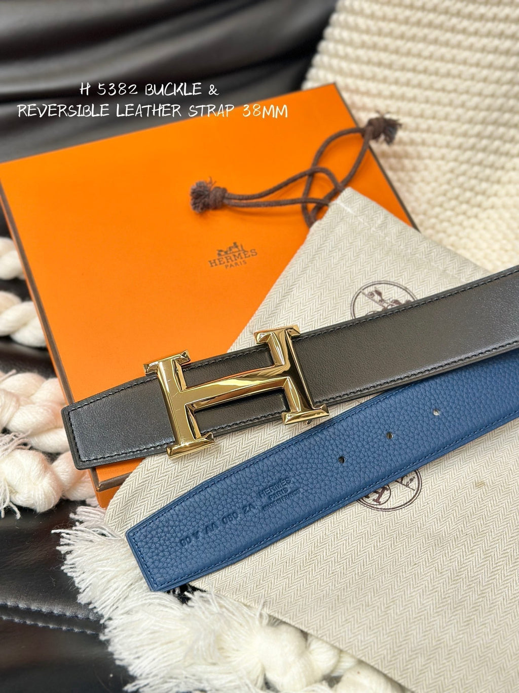 HERMES 5382 BELT GOLD BUCKLE & REVERSIBLE NAVY BLUE LEATHER STRAP 38MM