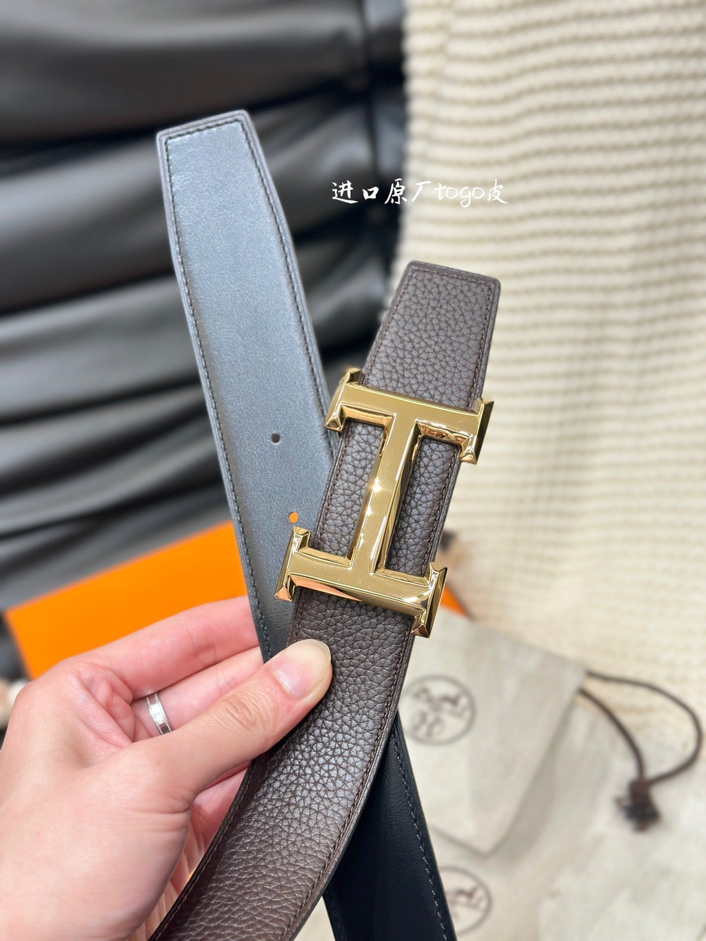 HERMES 5382 BELT GOLD BUCKLE & REVERSIBLE BLACK LEATHER STRAP 38MM
