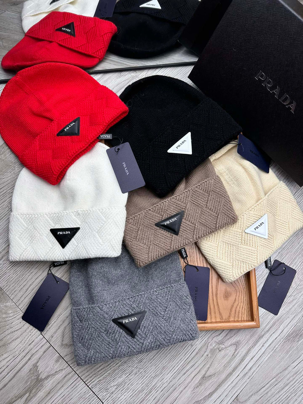 PRADA BEANIE HAT IN BISQUE BEIGE WOOL AND RABBIT FUR 436397