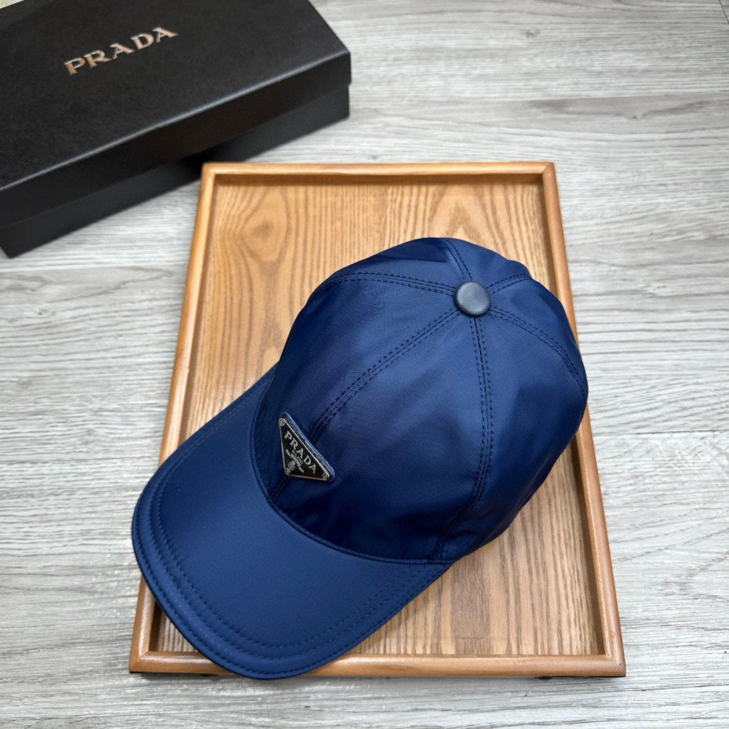 PRADA BASEBALL HAT IN NAVY BLUE RE-NYLON 214512