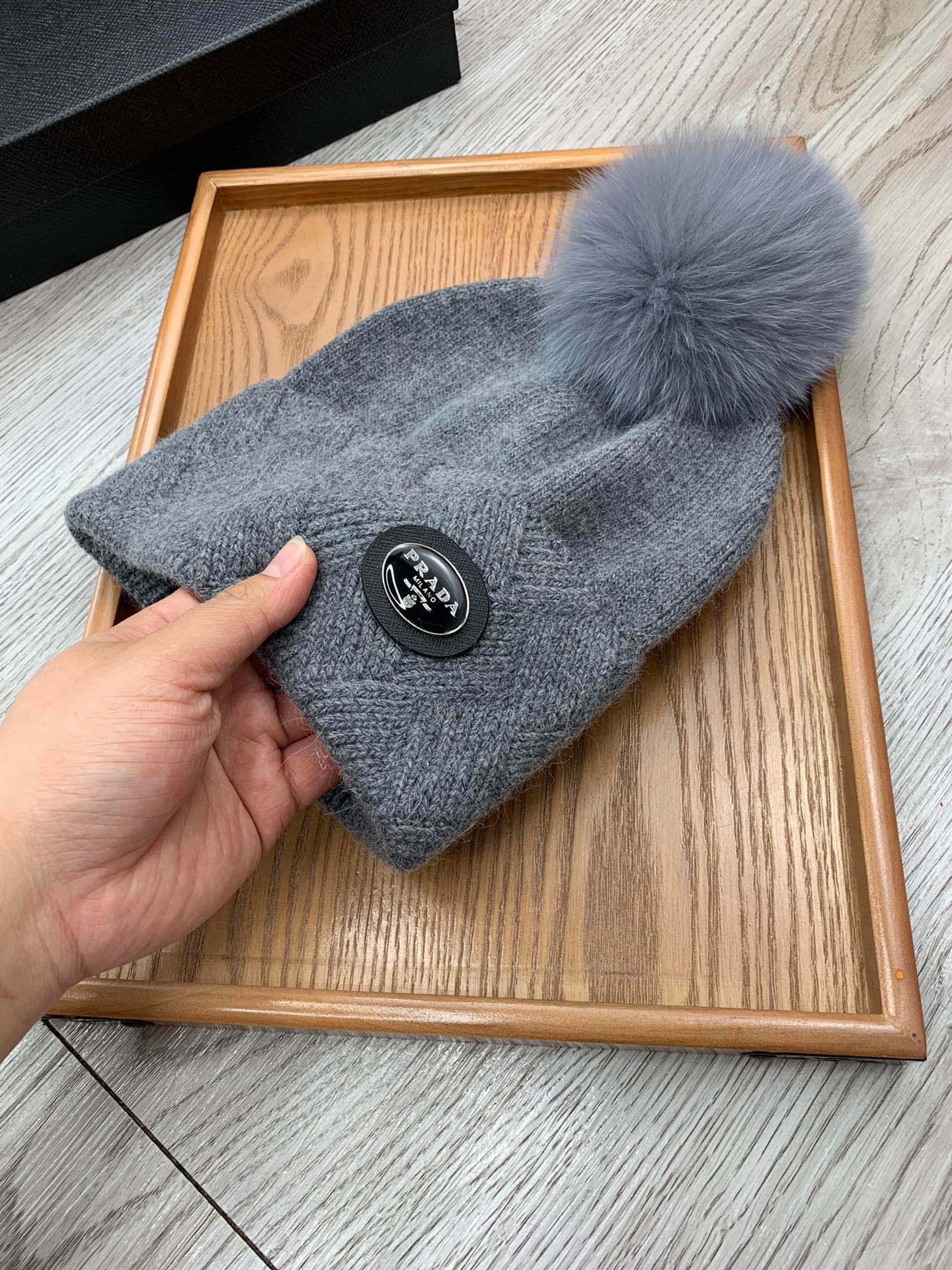 PRADA BEANIE HAT IN SHARK GRAY WOOL AND RABBIT FUR 346719