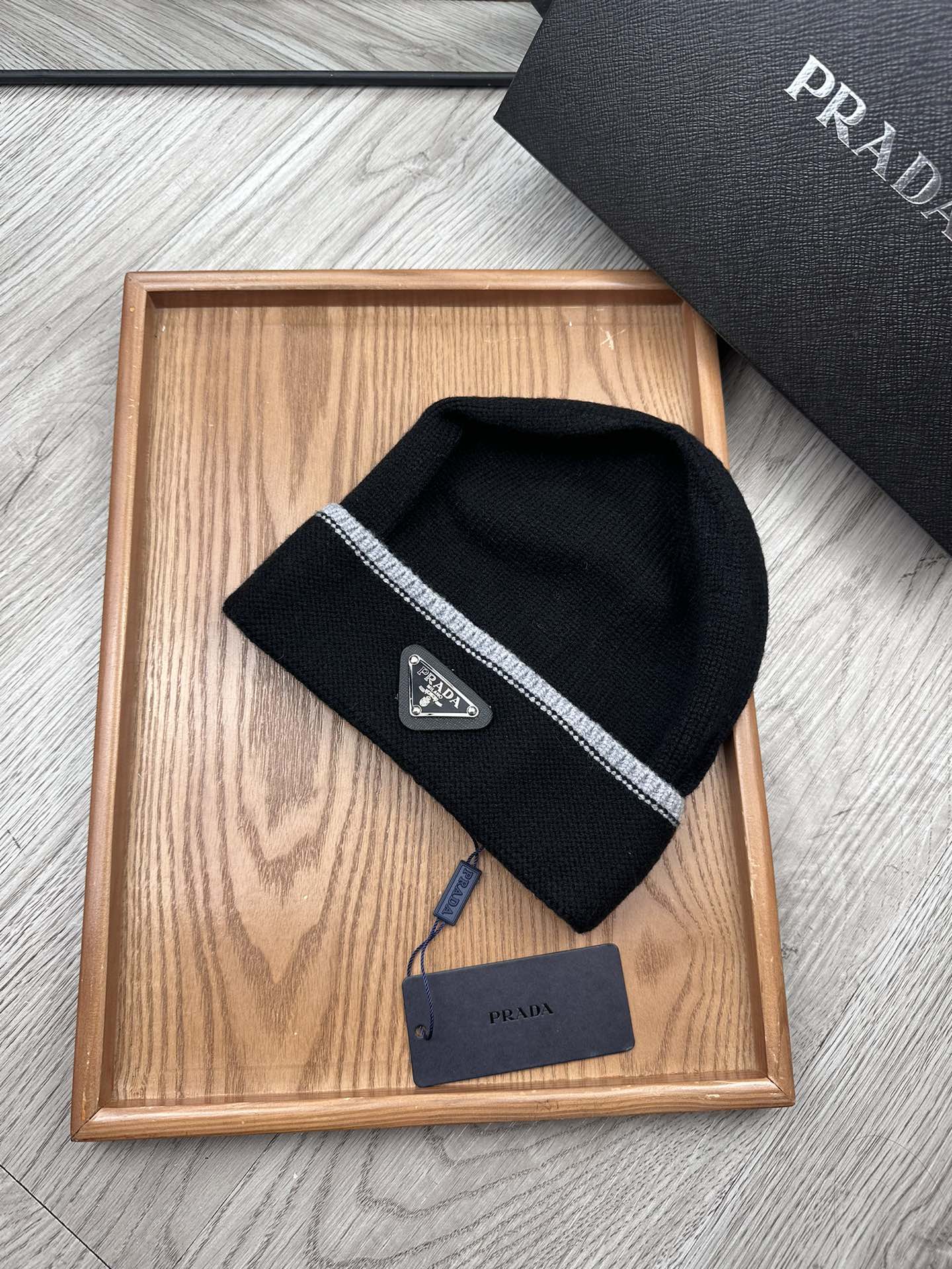PRADA BEANIE HAT IN BLACK WOOL 349648