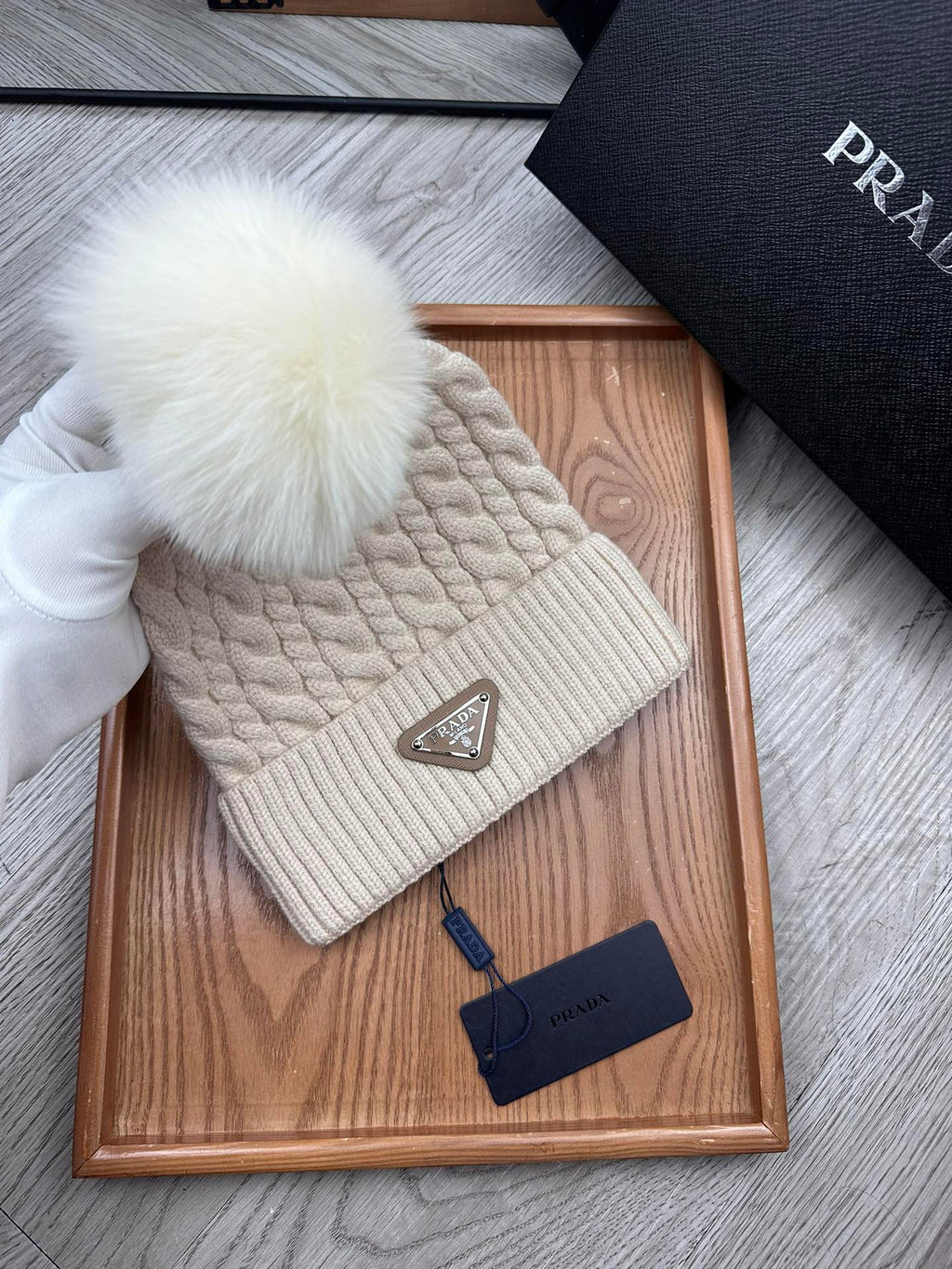 PRADA BEANIE HAT IN PARCHMENT BEIGE WOOL 352377