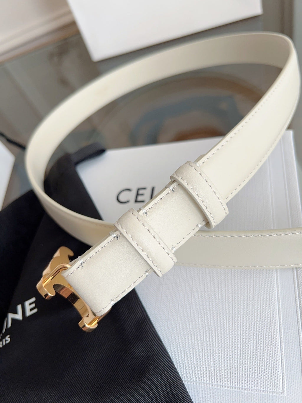 CELINE TRIOMPHE BELT 24MM IN WHITE CALFSKIN WITH GOLD BUCKLE