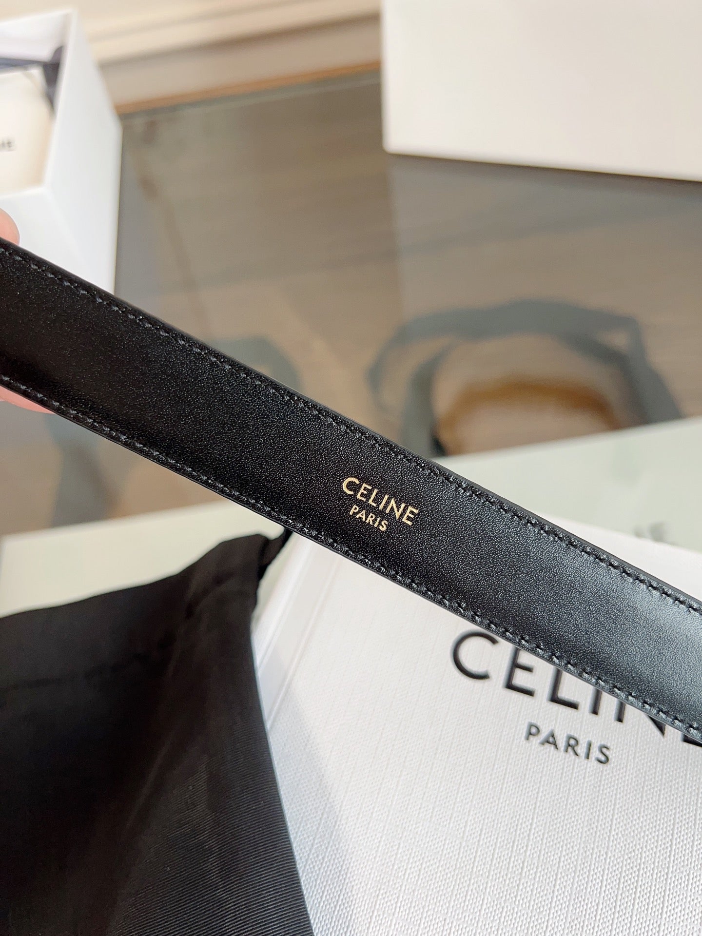 CELINE TRIOMPHE BELT 24MM IN GLOSSY BLACK CALFSKIN WITH GOLD BUCKLE