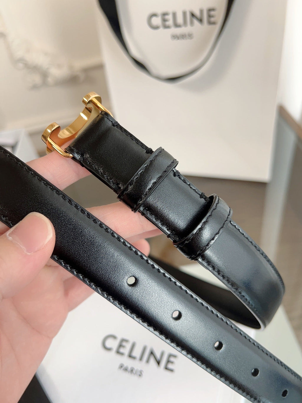 CELINE TRIOMPHE BELT 24MM IN GLOSSY BLACK CALFSKIN WITH GOLD BUCKLE