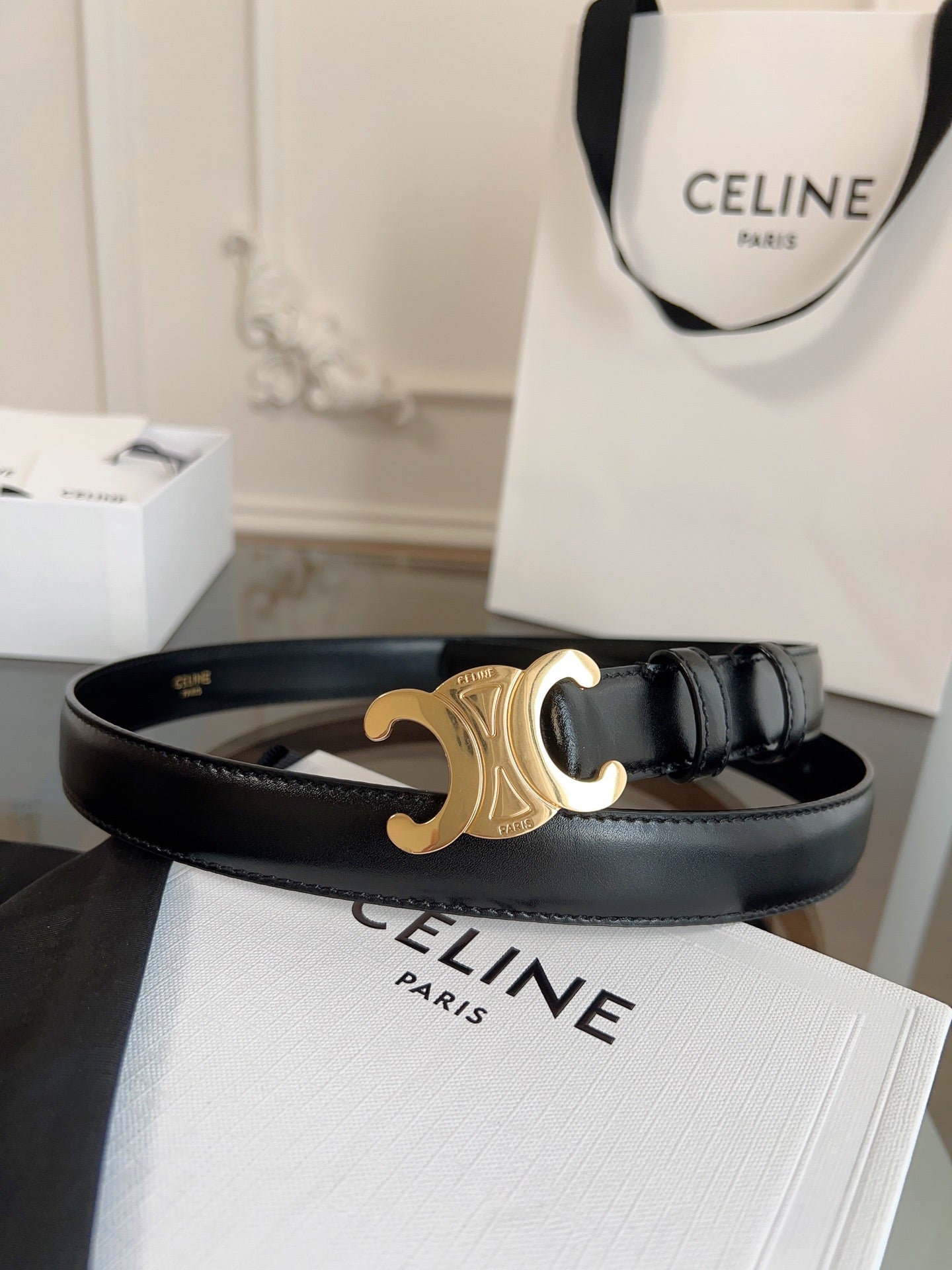 CELINE TRIOMPHE BELT 24MM IN GLOSSY BLACK CALFSKIN WITH GOLD BUCKLE