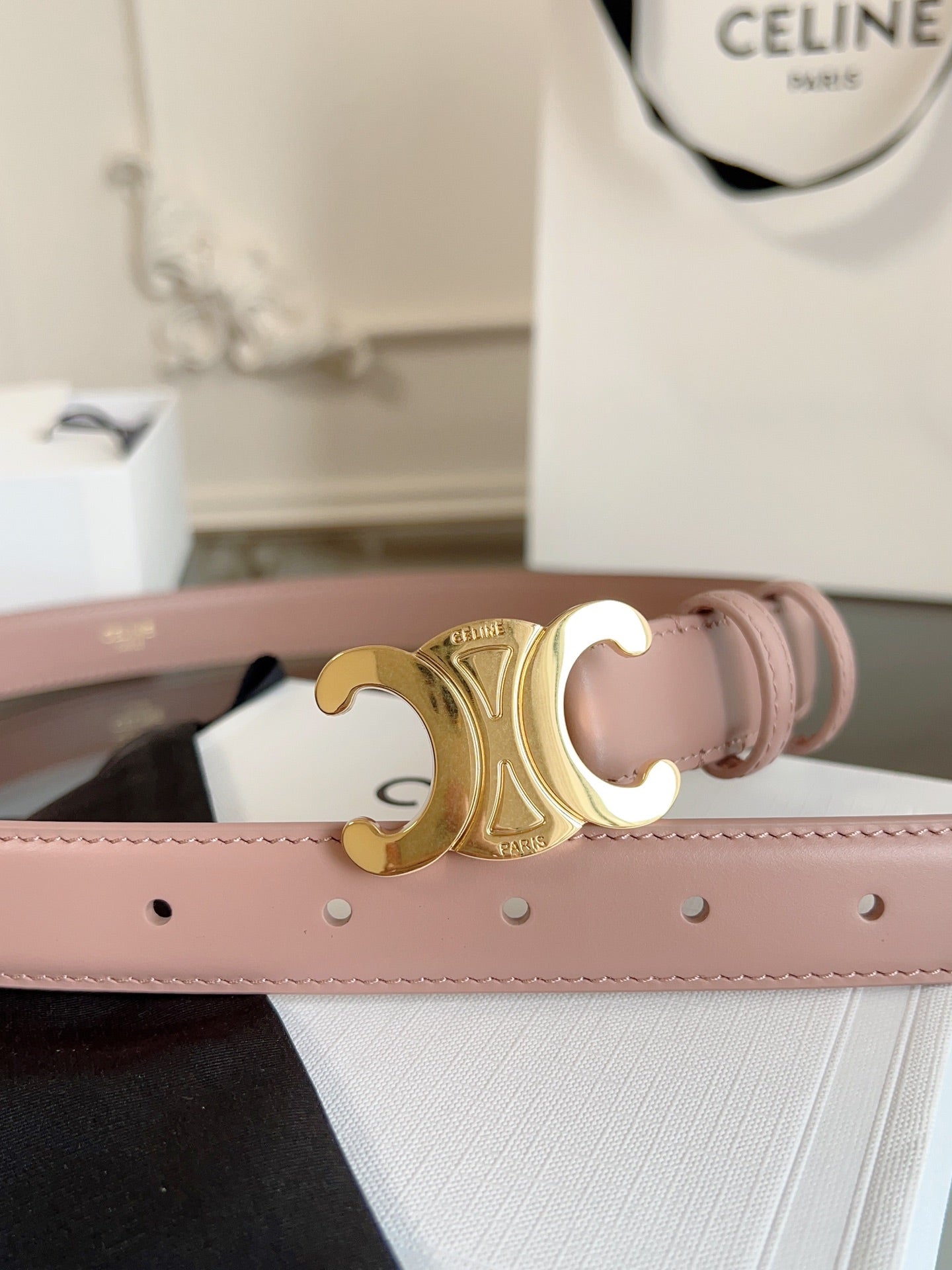 CELINE TRIOMPHE BELT 24MM IN TEA ROSE CALFSKIN WITH GOLD BUCKLE