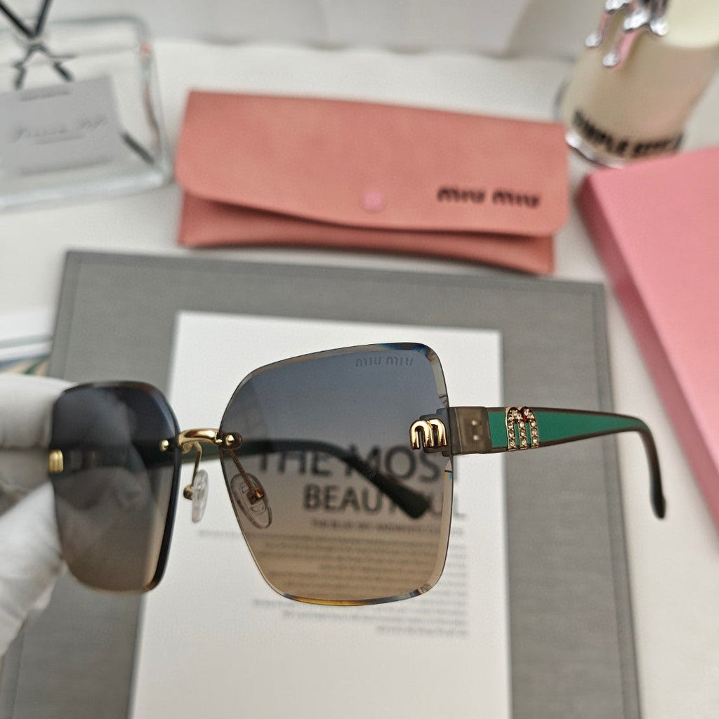 MIU MIU RUNWAY SQUARE SUNGLASSES 55507 IN ACETATE