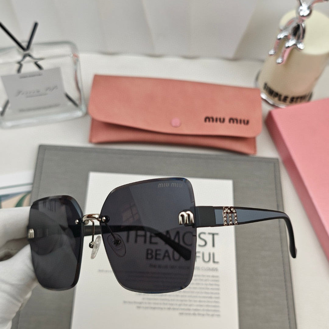 MIU MIU RUNWAY SQUARE SUNGLASSES 55507 IN ACETATE