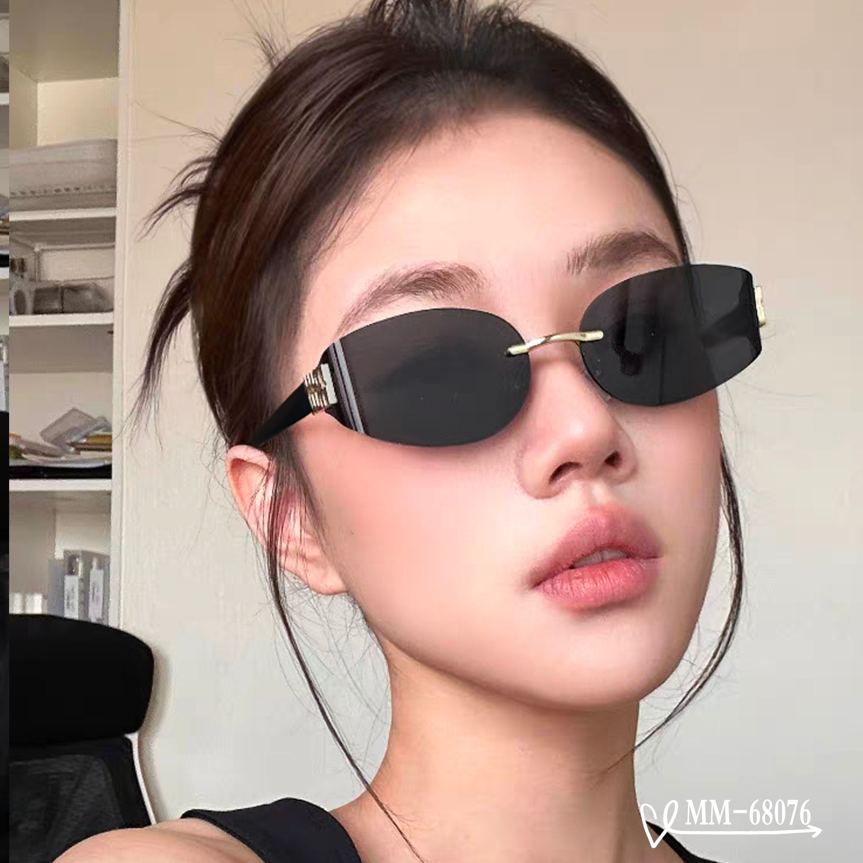 MIU MIU LOGO SUNGLASSES 68076 IN BLACK ACETATE