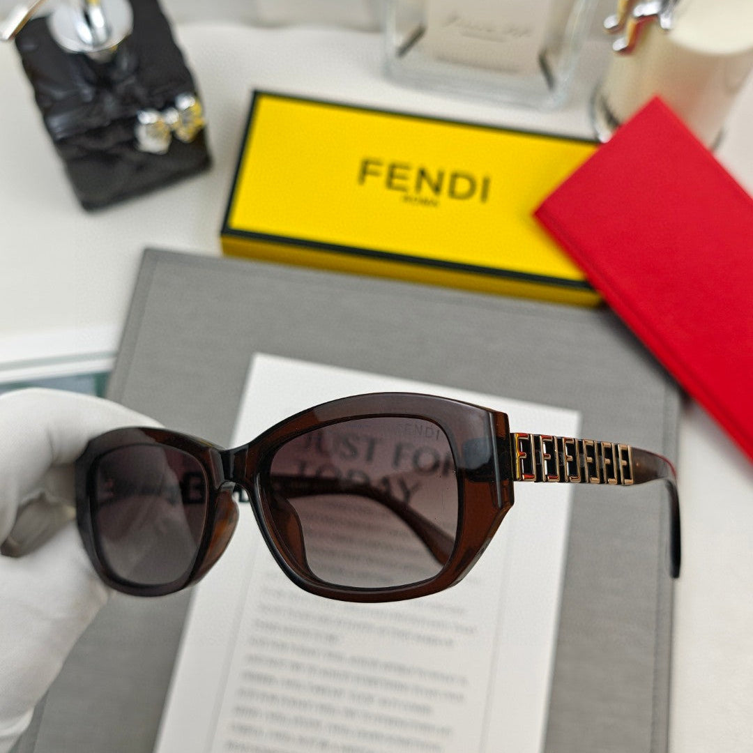 FENDI ROMA RECTANGULAR FRAME SUNGLASSES 55103 IN ACETATE