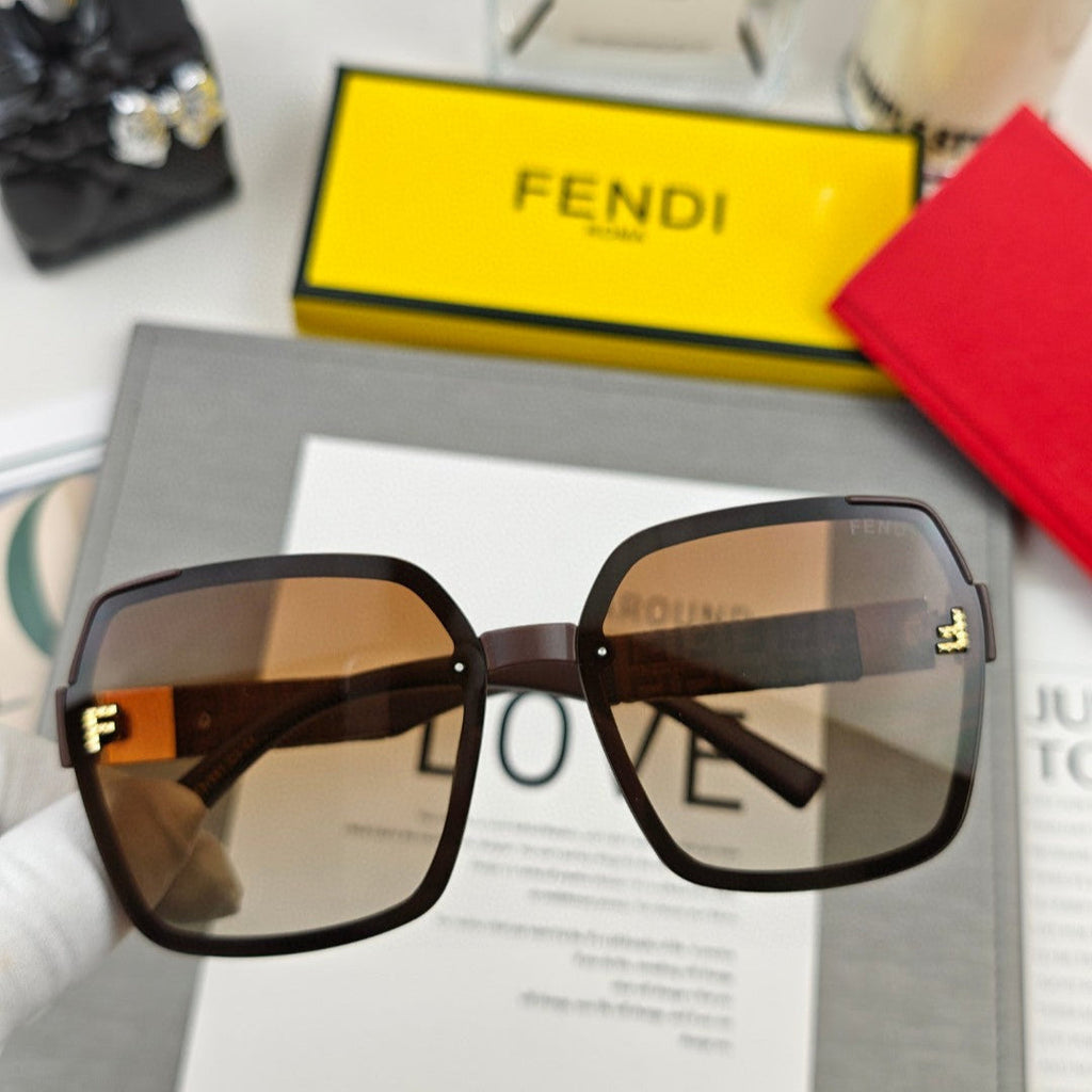 FENDI OVERSIZED FF DIAMONDS SQUARE FRAME SUNGLASSES 53041 IN ACETATE