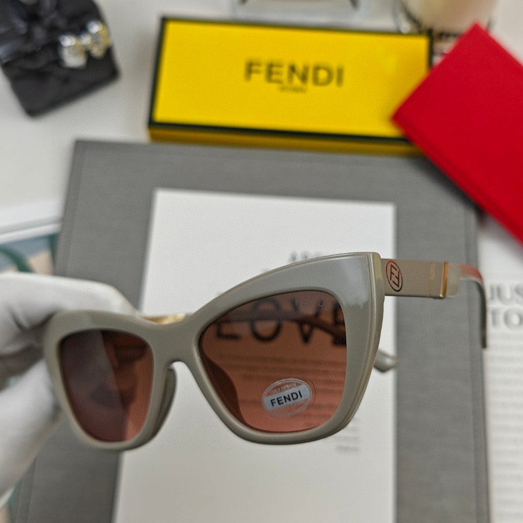 FENDI FF DIAMONDS CAT EYE FRAME SUNGLASSES 58002 IN ACETATE