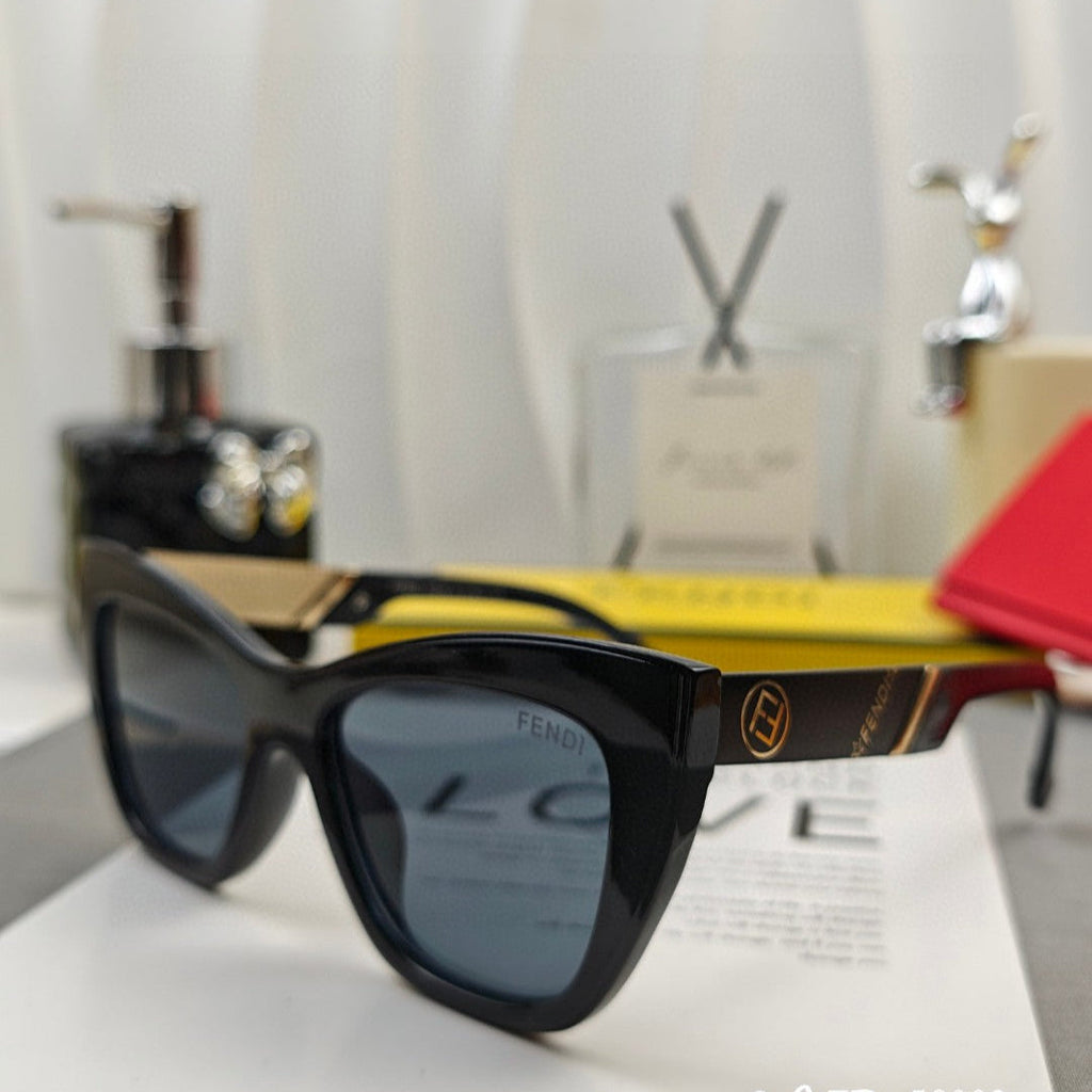 FENDI FF DIAMONDS CAT EYE FRAME SUNGLASSES 58002 IN ACETATE