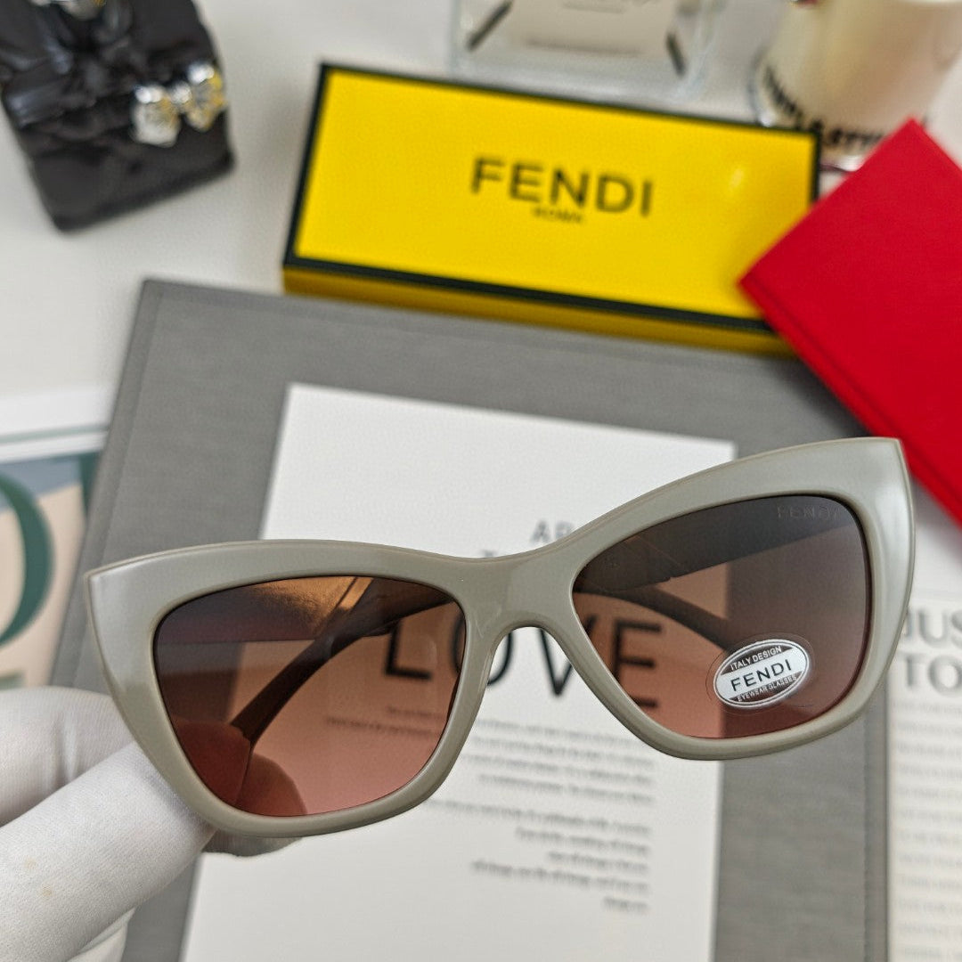 FENDI FF DIAMONDS CAT EYE FRAME SUNGLASSES 58002 IN ACETATE