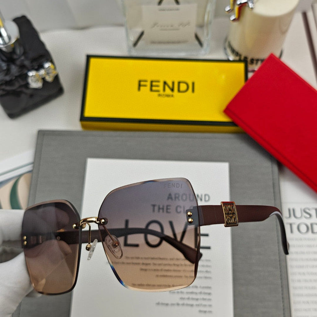 FENDI FIRST CRYSTAL SQUARE FRAME SUNGLASSES 55509 IN ACETATE