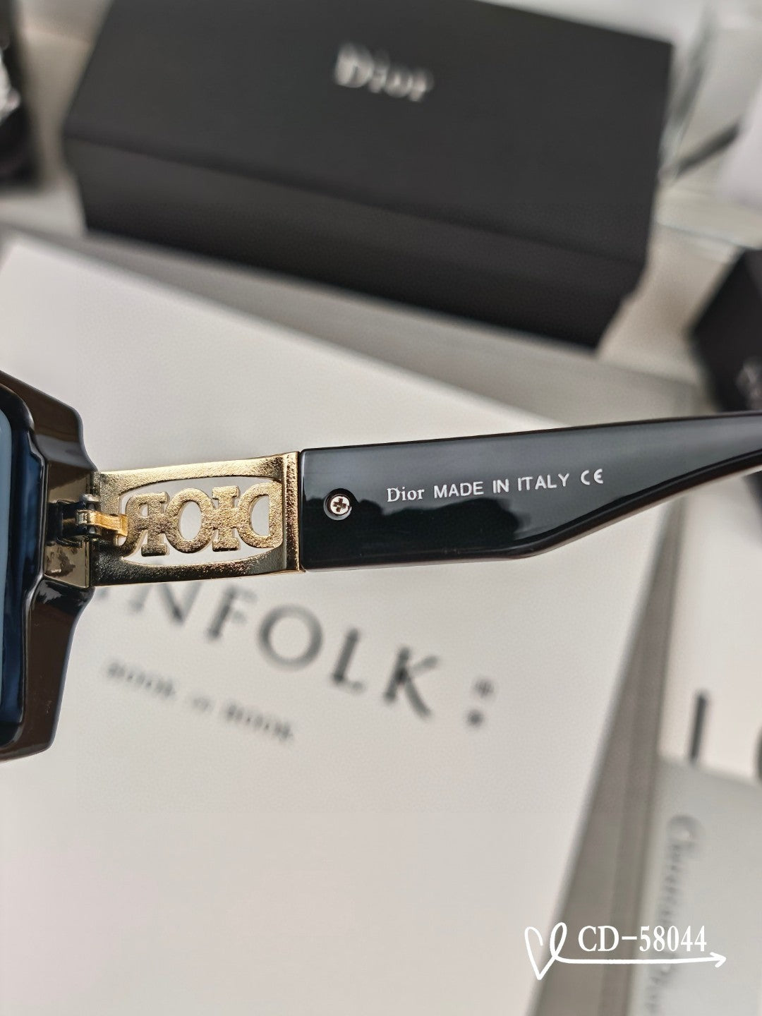 DIOR MONTAIGNE SQUARE SUNGLASSES 58044 IN ACETATE