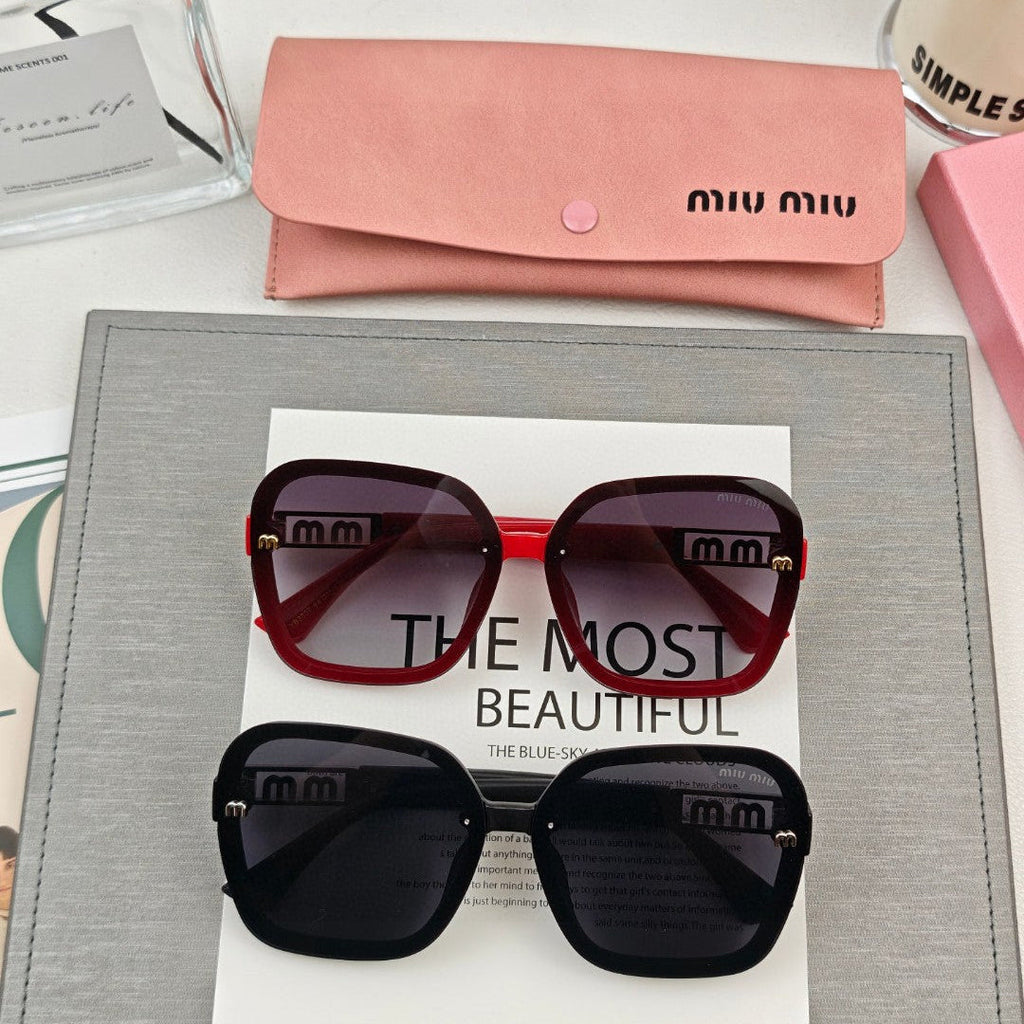 MIU MIU RUNWAY SQUARE SUNGLASSES 53037 IN ACETATE