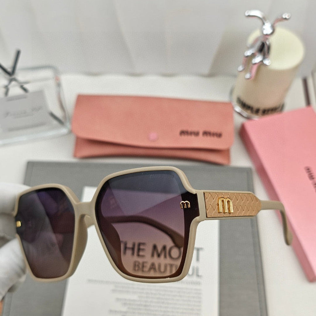 MIU MIU RUNWAY SQUARE SUNGLASSES 51130 IN ACETATE