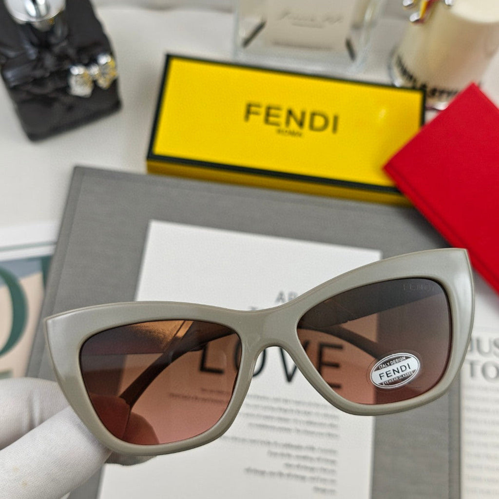FENDI DIAGONAL CAT EYE FRAME SUNGLASSES 58002 IN ACETATE