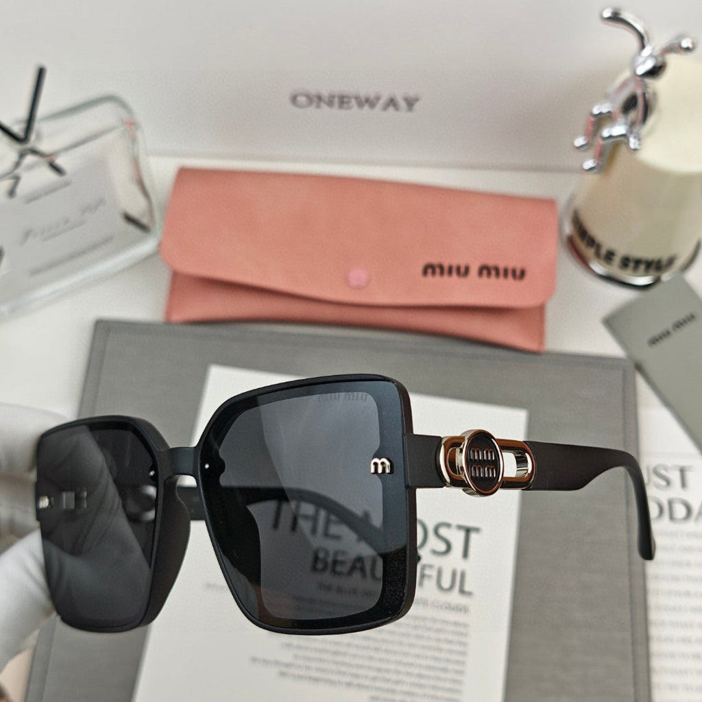 MIU MIU RUNWAY SQUARE SUNGLASSES 59905 IN ACETATE