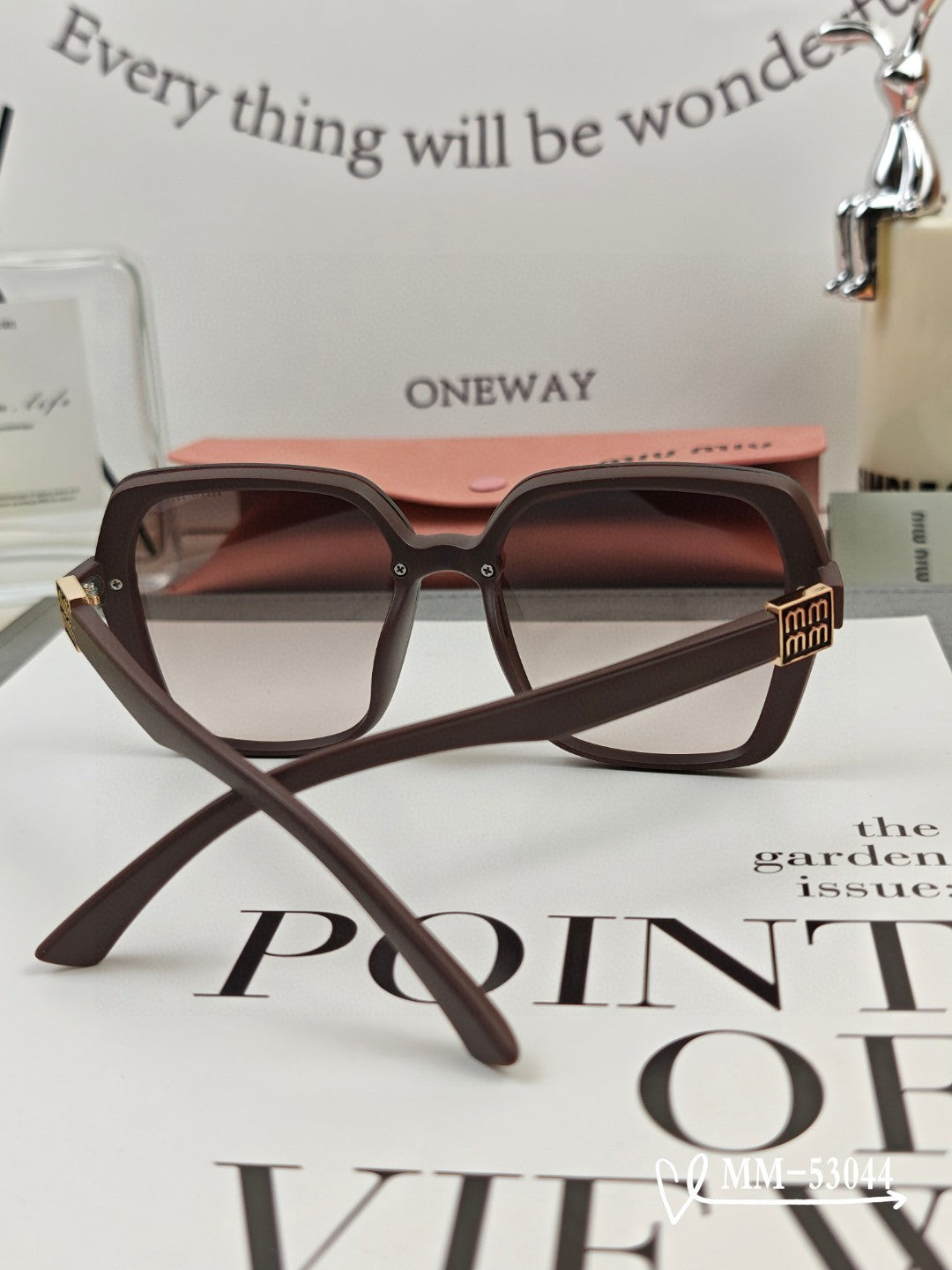 MIU MIU RUNWAY SQUARE SUNGLASSES 53044 IN ACETATE