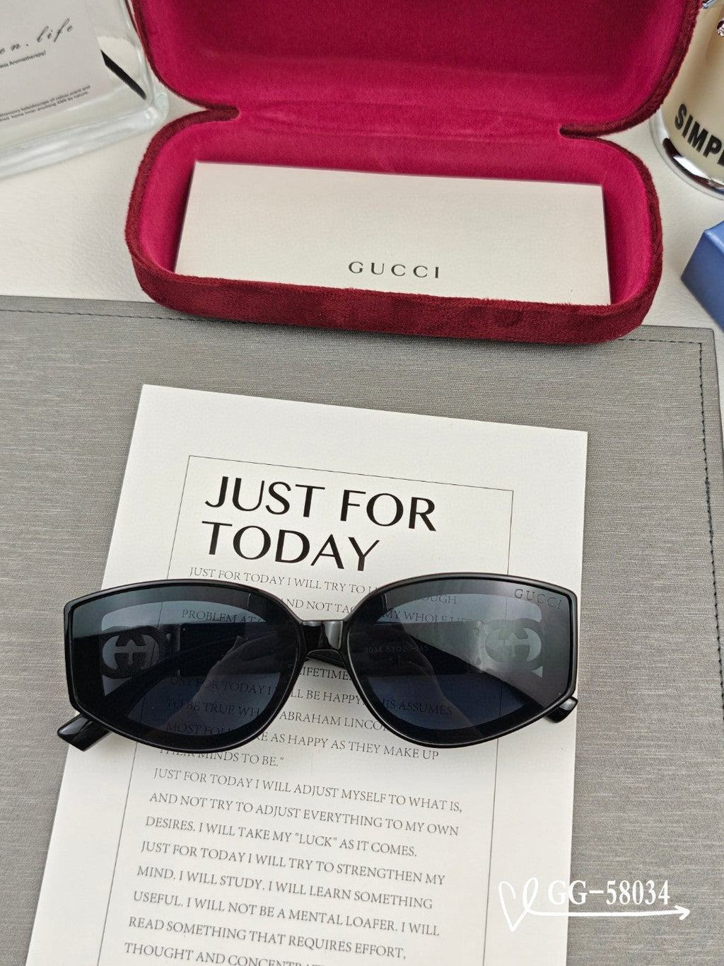 GUCCI GEOMETRIC FRAME SUNGLASSES 58034 IN ACETATE