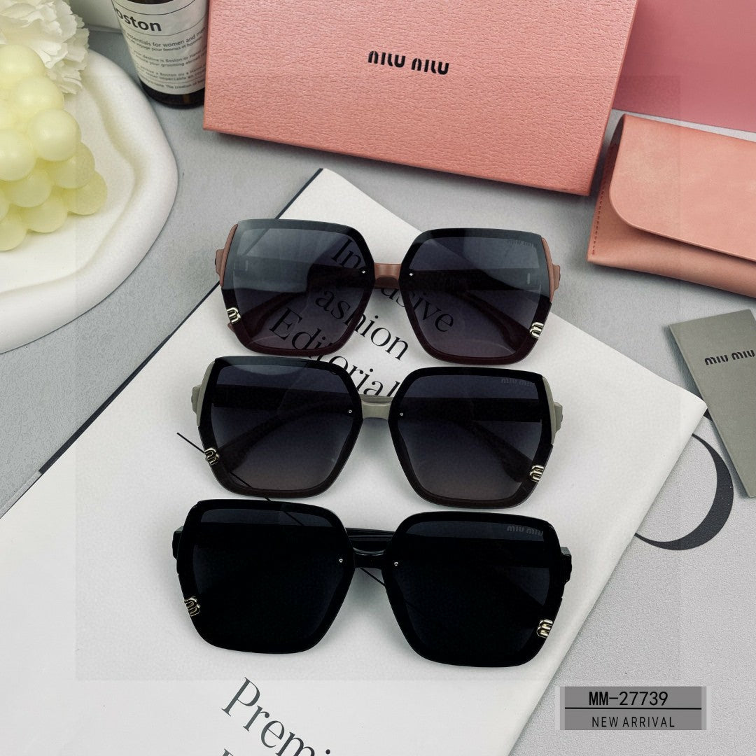 MIU MIU RUNWAY SQUARE SUNGLASSES 27739 IN ACETATE