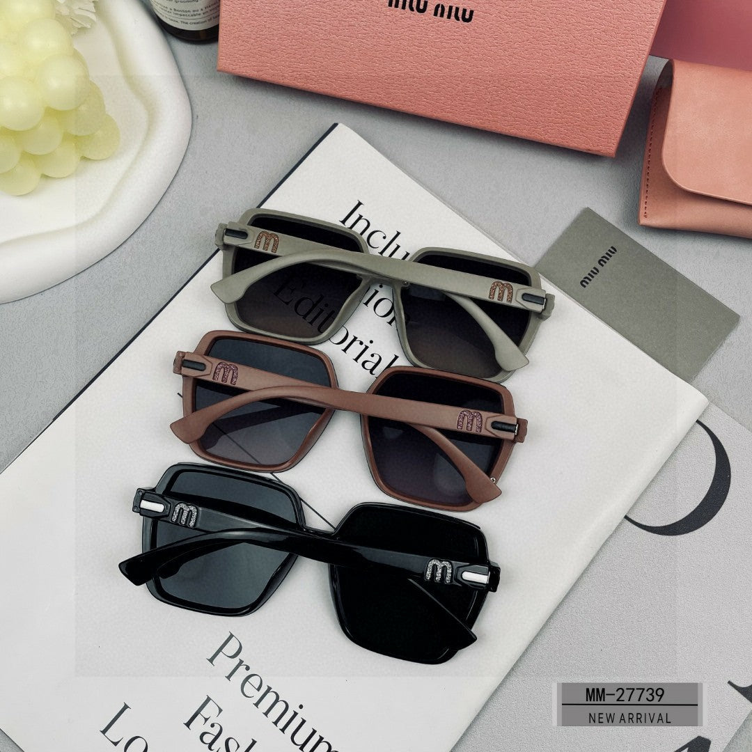MIU MIU RUNWAY SQUARE SUNGLASSES 27739 IN ACETATE
