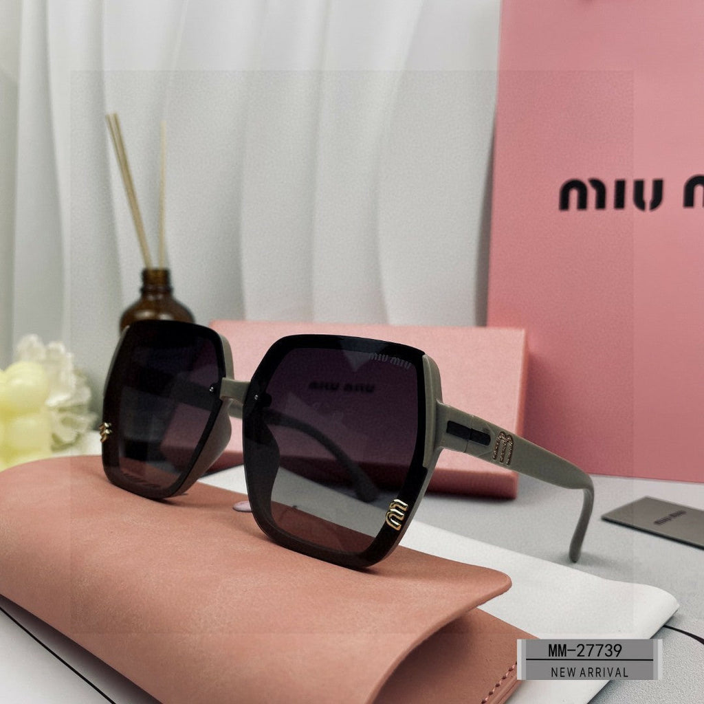MIU MIU RUNWAY SQUARE SUNGLASSES 27739 IN ACETATE