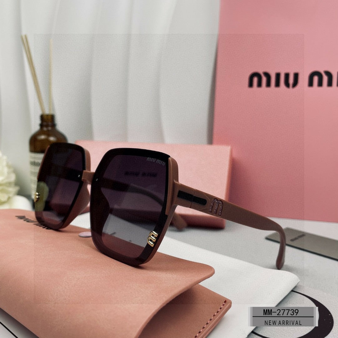 MIU MIU RUNWAY SQUARE SUNGLASSES 27739 IN ACETATE