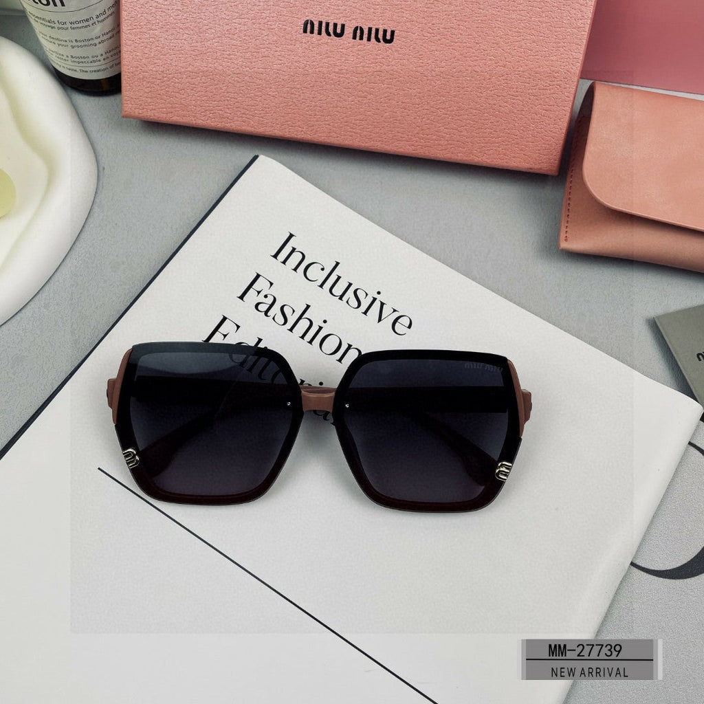 MIU MIU RUNWAY SQUARE SUNGLASSES 27739 IN ACETATE