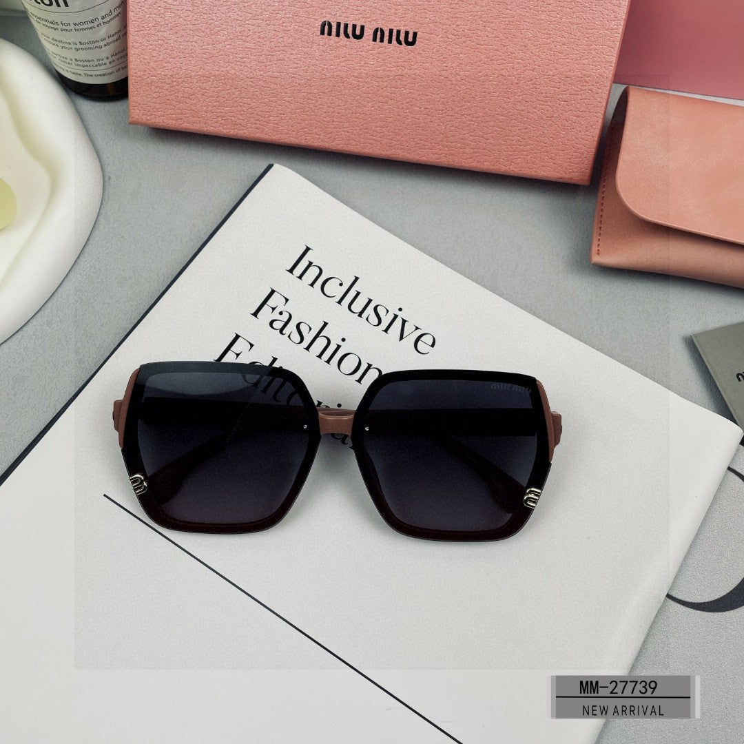 MIU MIU RUNWAY SQUARE SUNGLASSES 27739 IN ACETATE