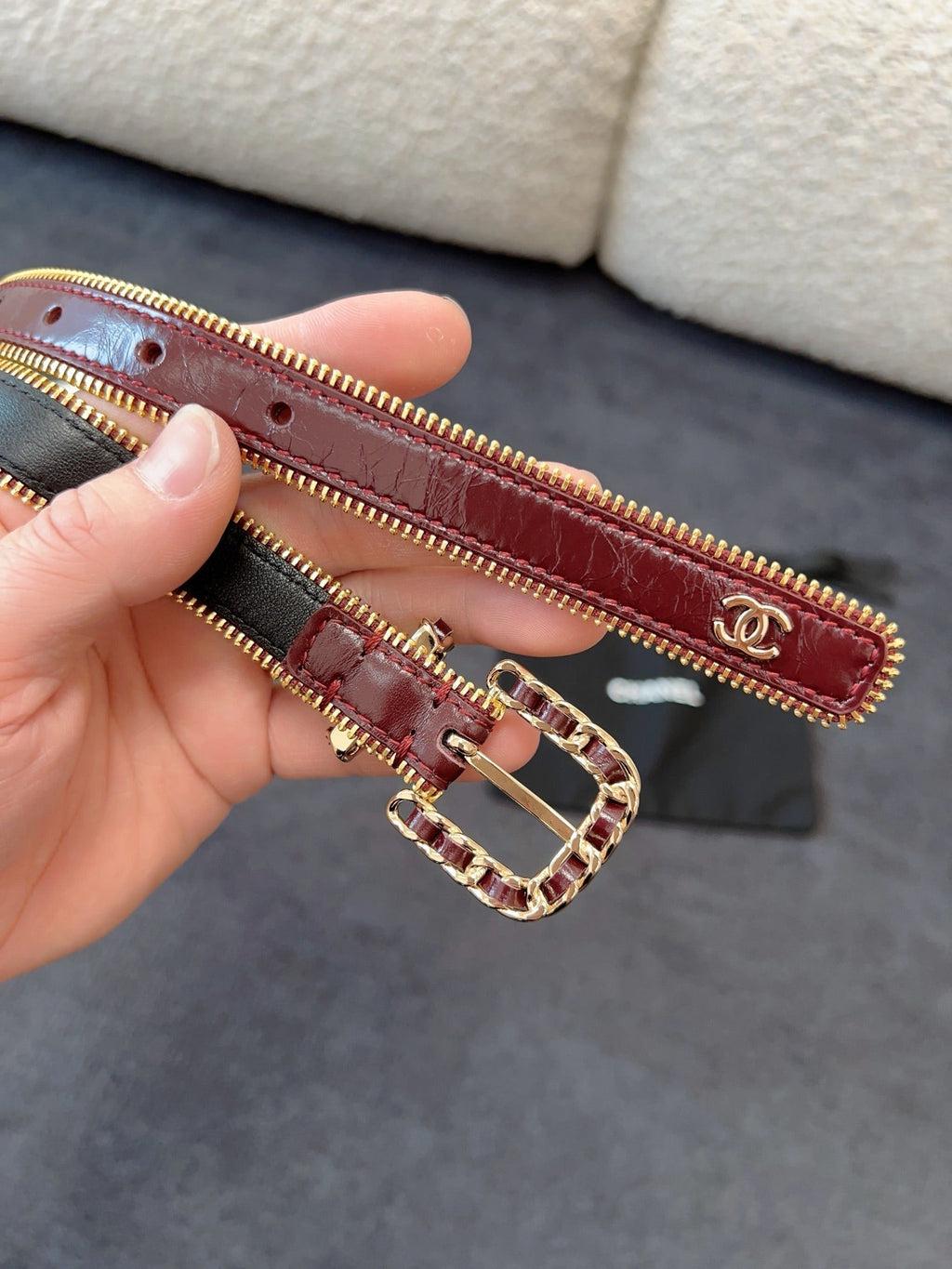 CHANEL BELT 20MM IN WINE RED CALFSKIN WITH INTERWOVEN CHAIN BUCKLE ZIPPER IN TRIM GOLD HARDWARE