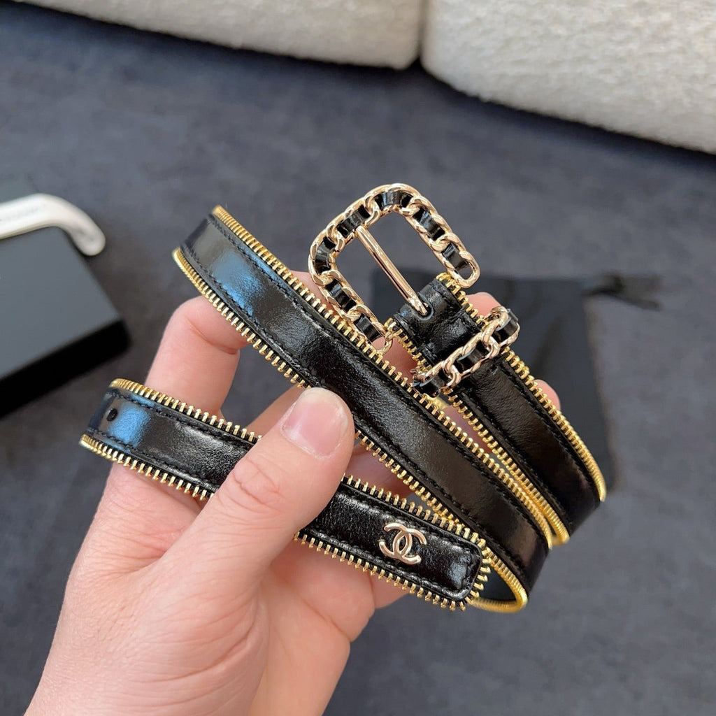 CHANEL BELT 20MM IN BLACK CALFSKIN WITH INTERWOVEN CHAIN BUCKLE ZIPPER IN TRIM GOLD HARDWARE