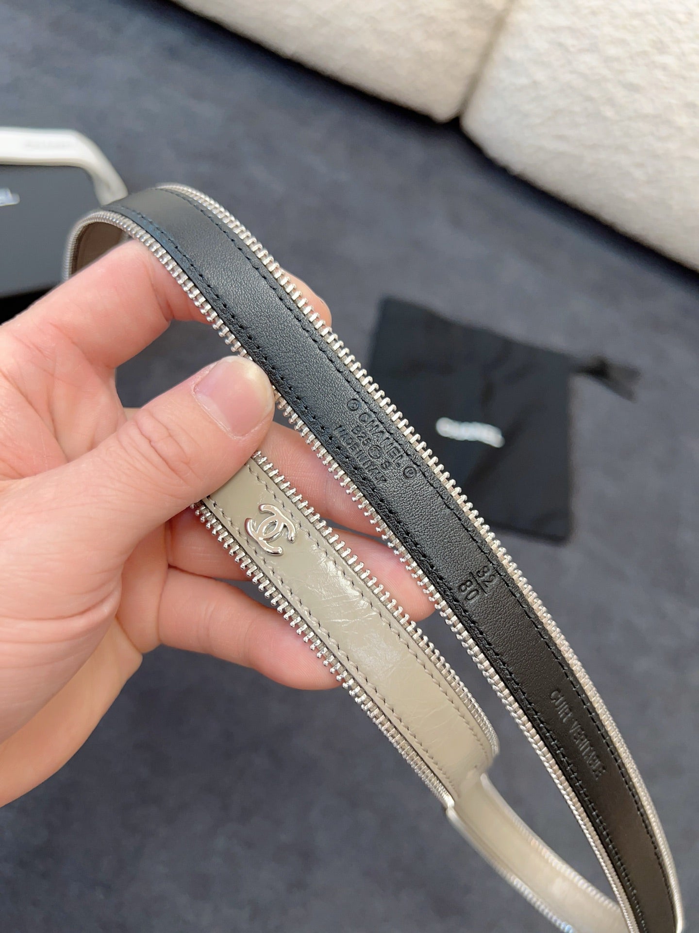 CHANEL BELT 20MM IN GRAY CALFSKIN WITH INTERWOVEN CHAIN BUCKLE ZIPPER IN TRIM SILVER HARDWARE