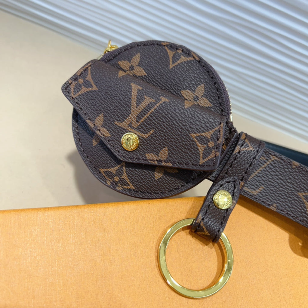 LOUIS VUITTON LV Daily Multi Pocket 30mm Belt Bag Brown Leather