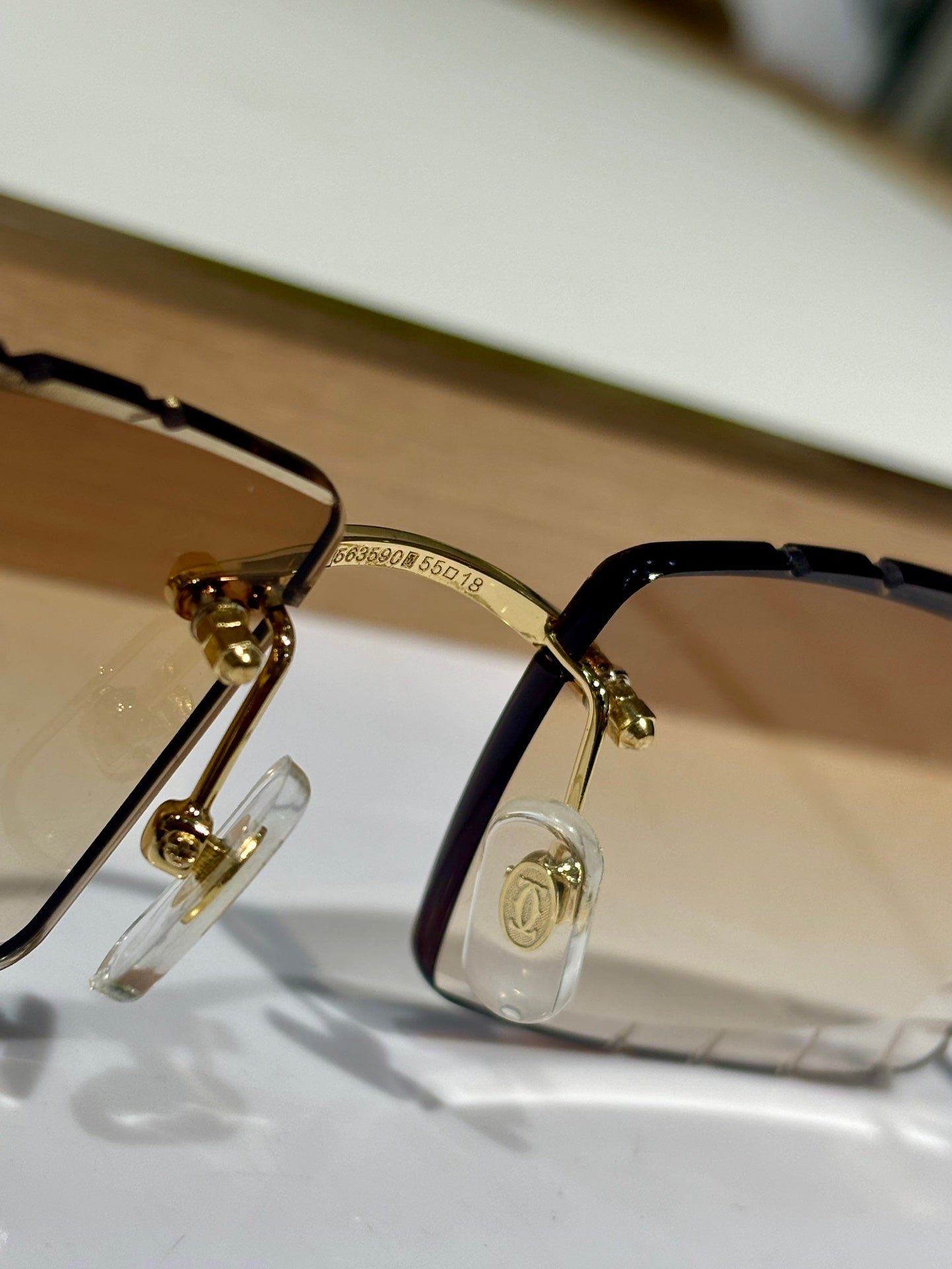CARTIER PANTHÈRE RECTANGULAR FRAME SUNGLASSES 563590 IN METAL